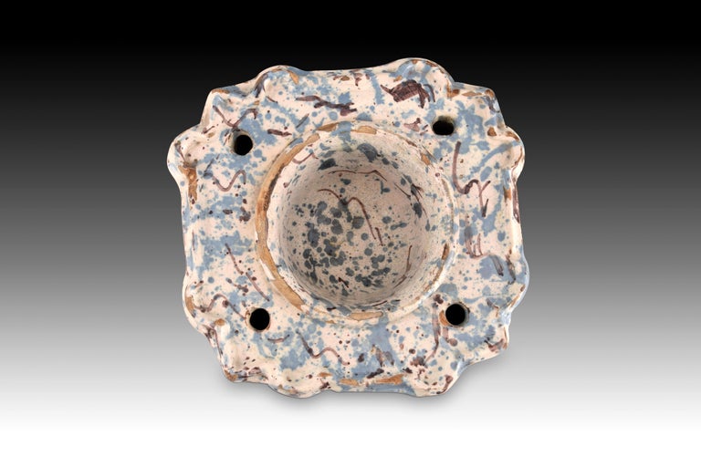 18th Century and Earlier Marbled Ceramic Inkwell, Possibly Talavera, Spain, 17th Century For Sale