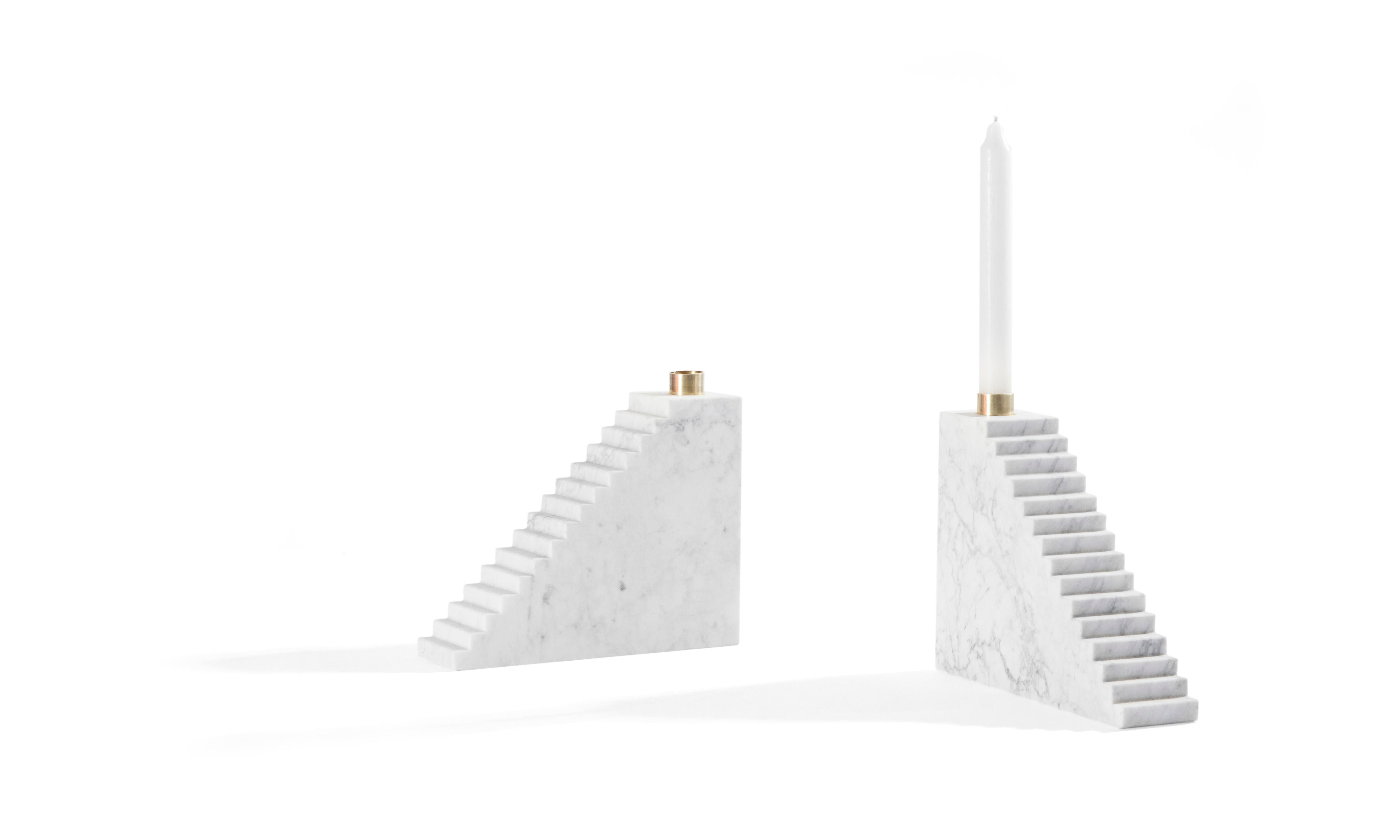 Marmorierter Stairs Weißer Carrara-Marmor Minimalistischer Kerzenhalter von Aparentment (Spanisch) im Angebot