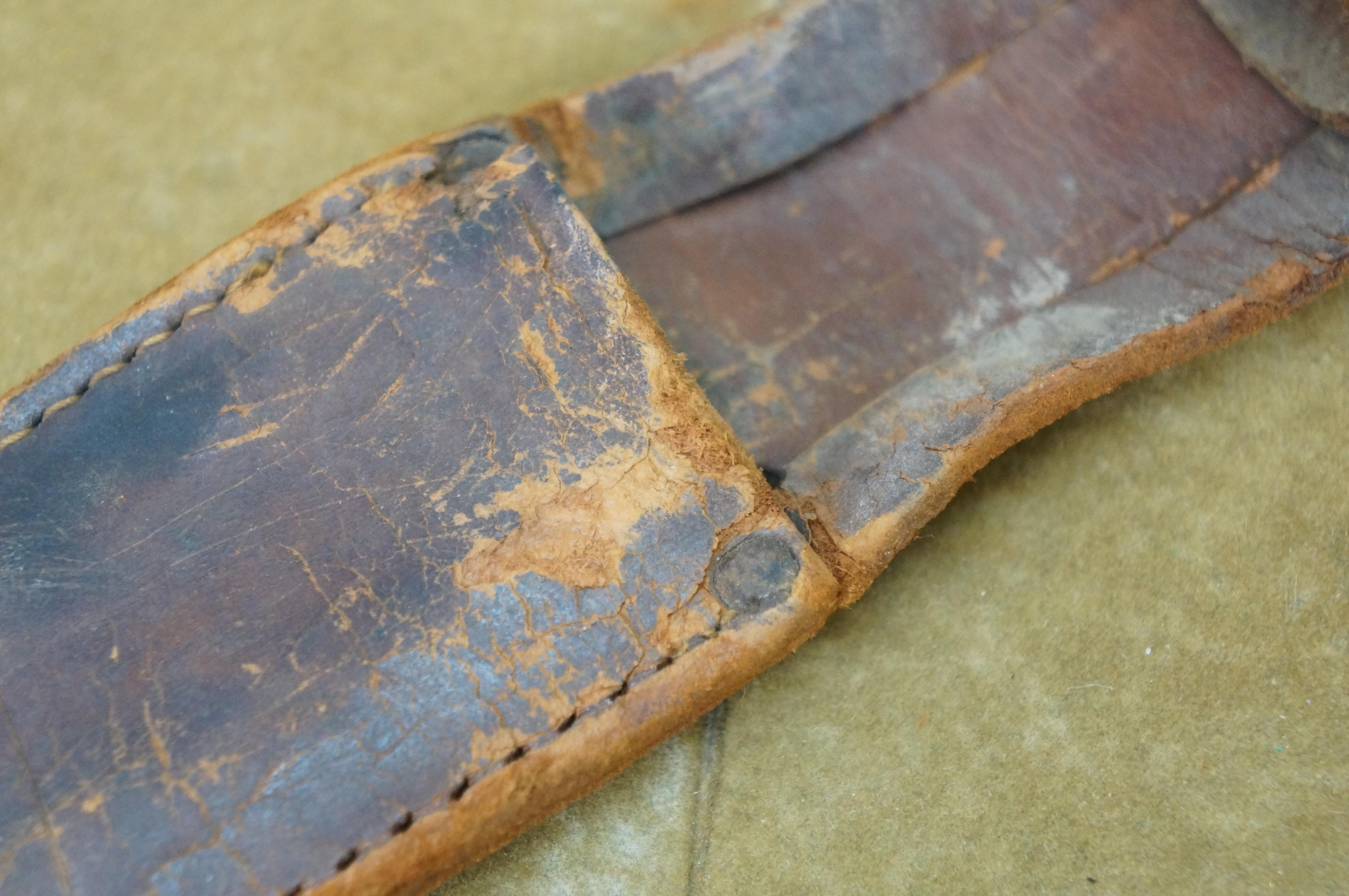 Marbles Gladstone WWII Era Ideal Fixed Blade Knife & Leather Sheath 8