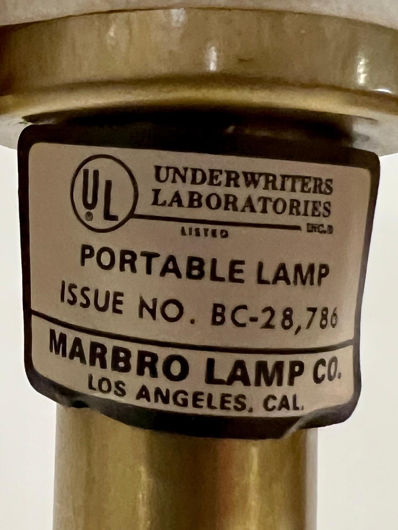 Lampe de table en albâtre Marbro Bon état - En vente à Chicago, IL