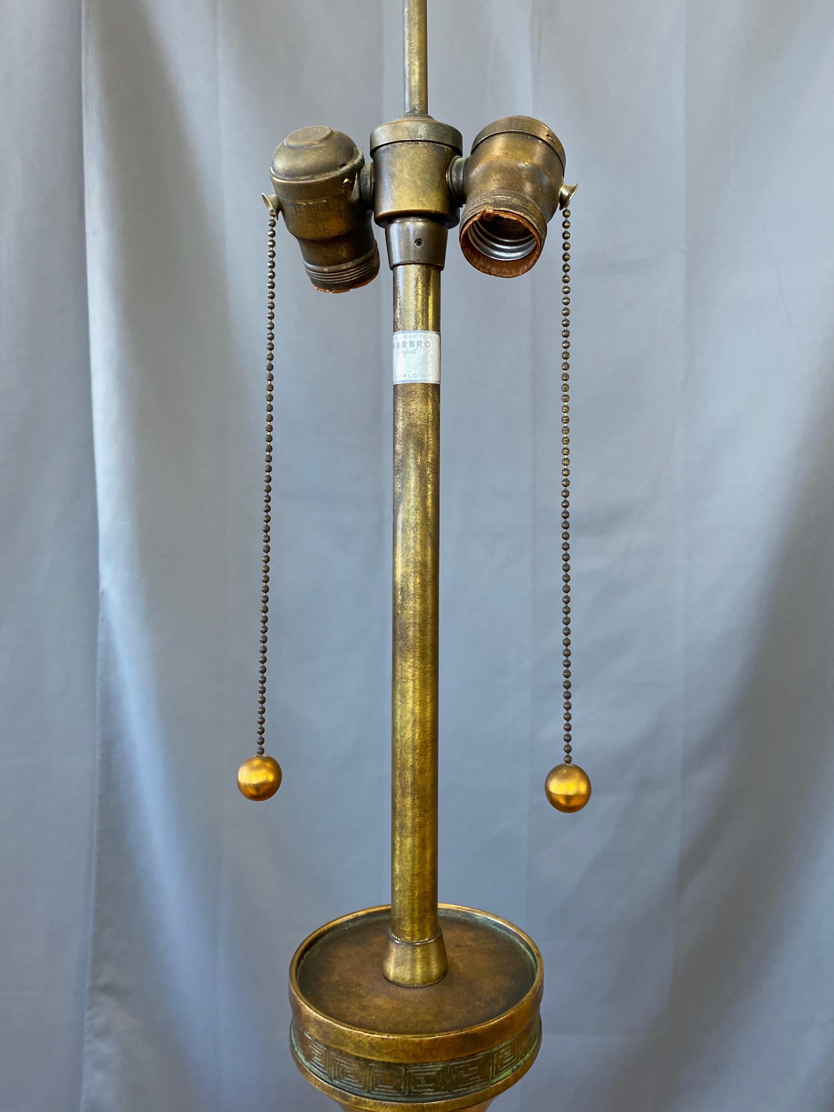 Marbro James Mont-Style Chinese Archaistic Tall Brass Table Lamp, 1950s For Sale 2