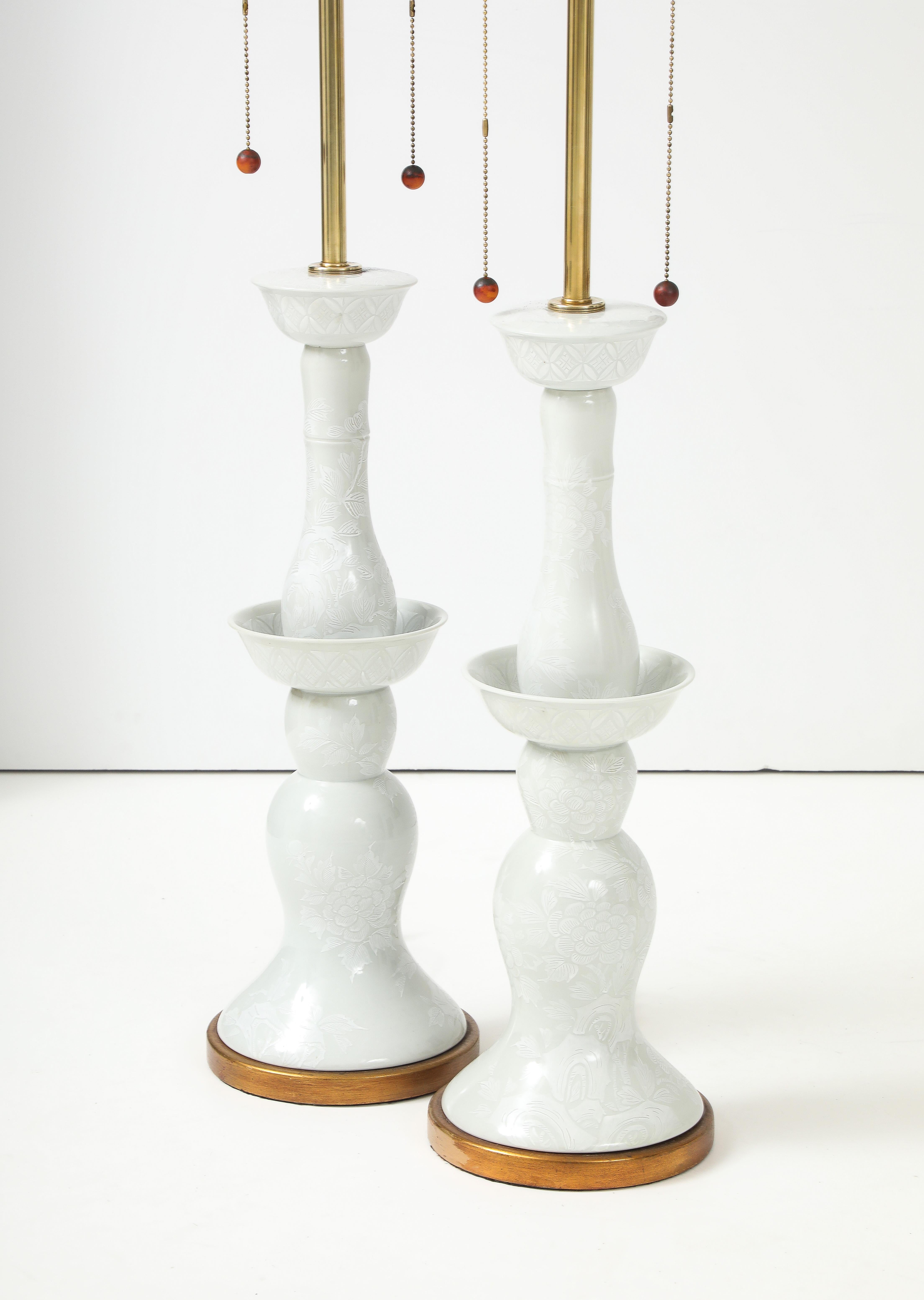 Marbro Lamp Company 1950's Large Porcelain And Brass Table Lamps For Sale 2