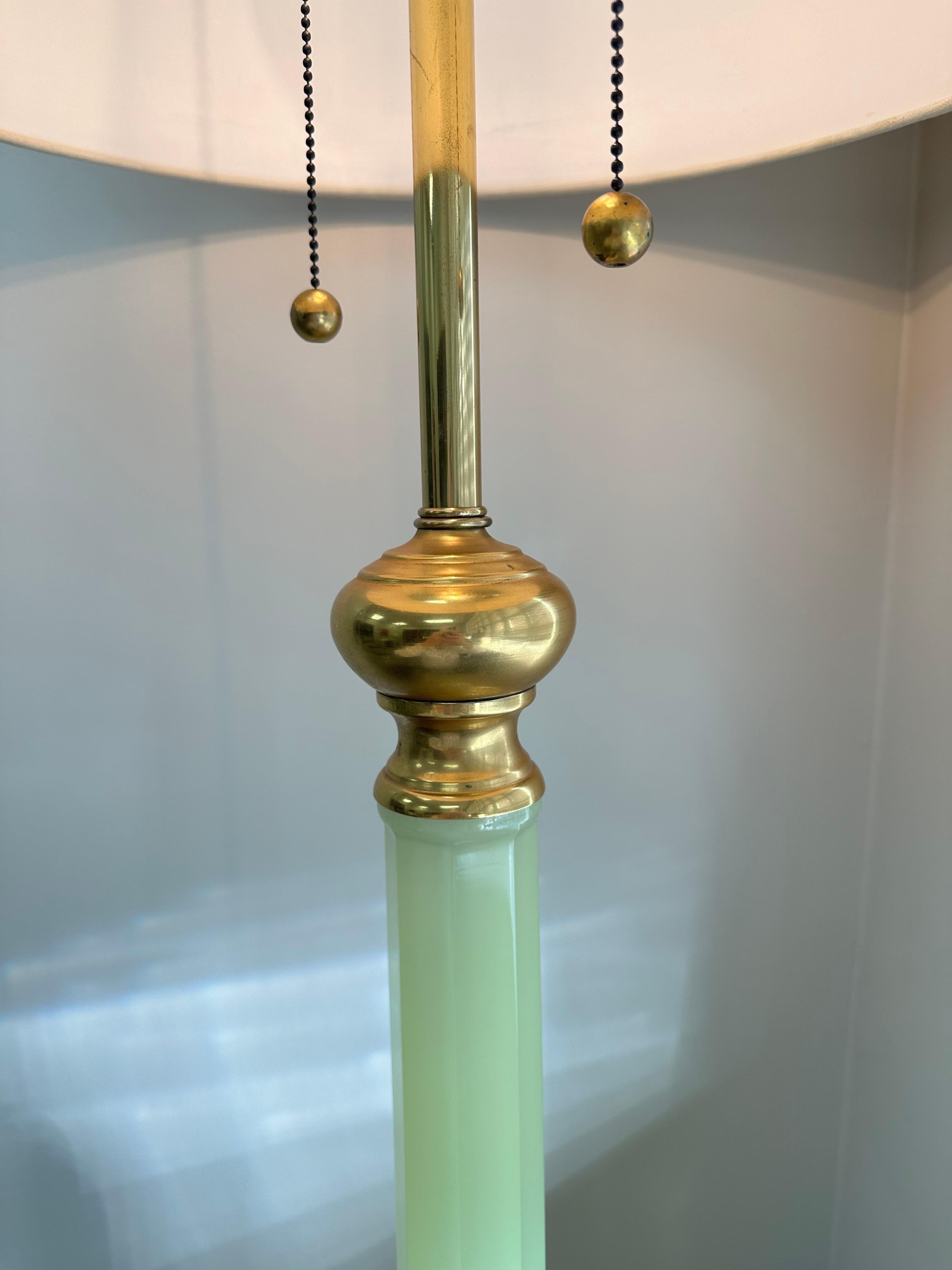 Marbro Lamp Company Uranium Glass Table Lamp In Good Condition In Skokie, IL