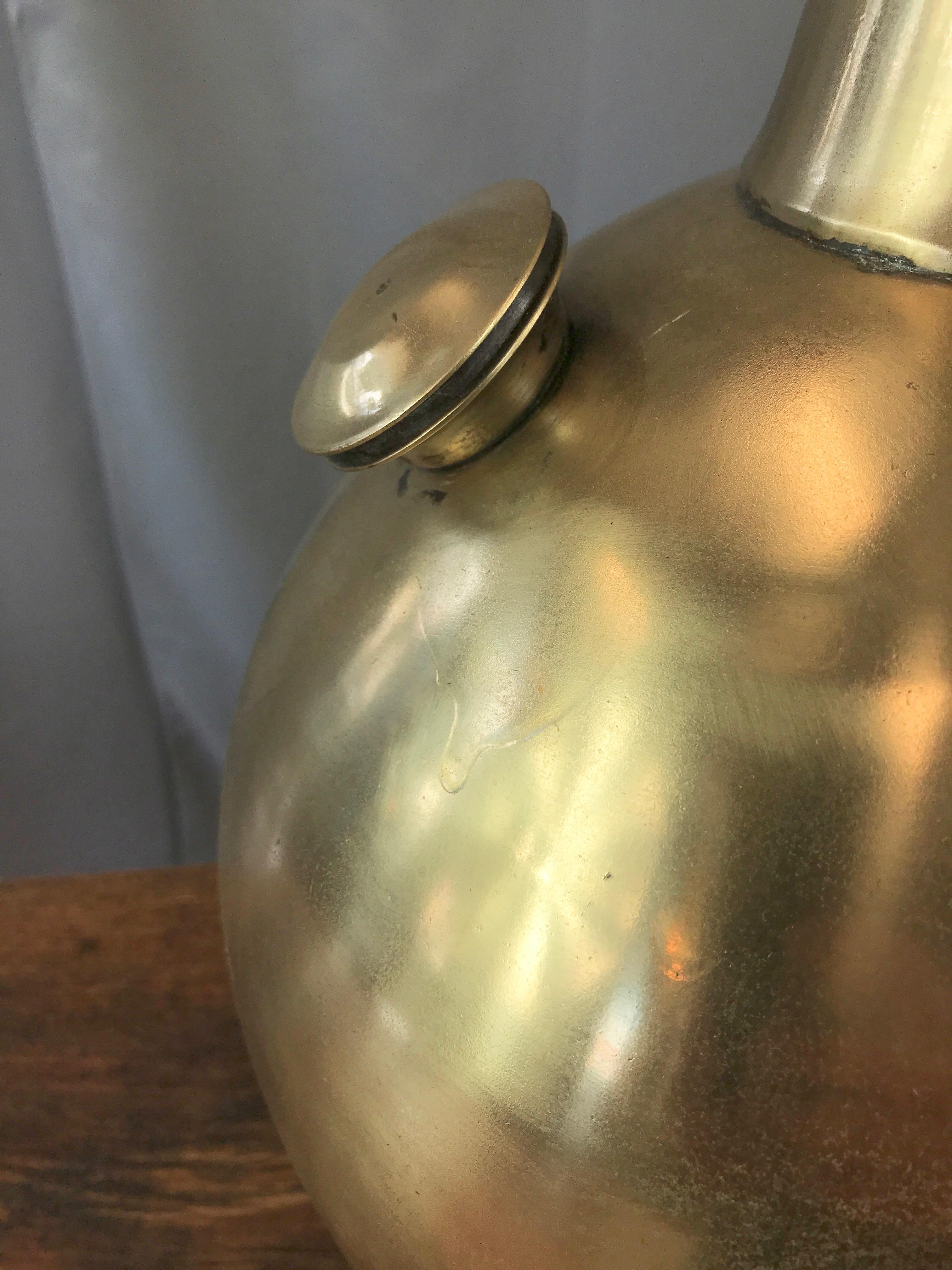 Lampe de table monumentale à cloche de plongée Marbro en laiton massif en vente 2