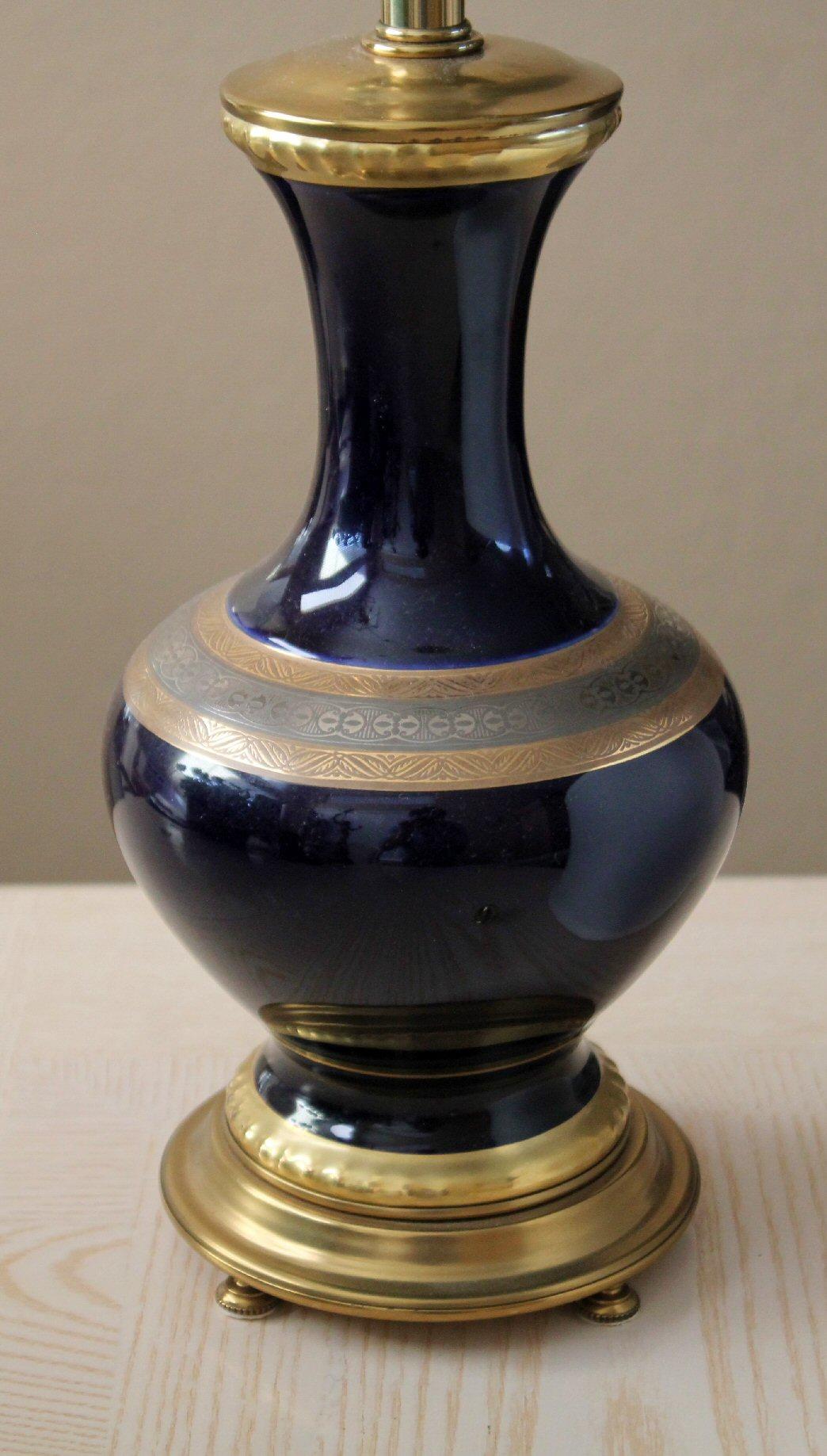 Lampe de table en porcelaine italienne Marbro *Original* ! ONLY. Empire bleu cobalt des années 1960 Bon état - En vente à Peoria, AZ
