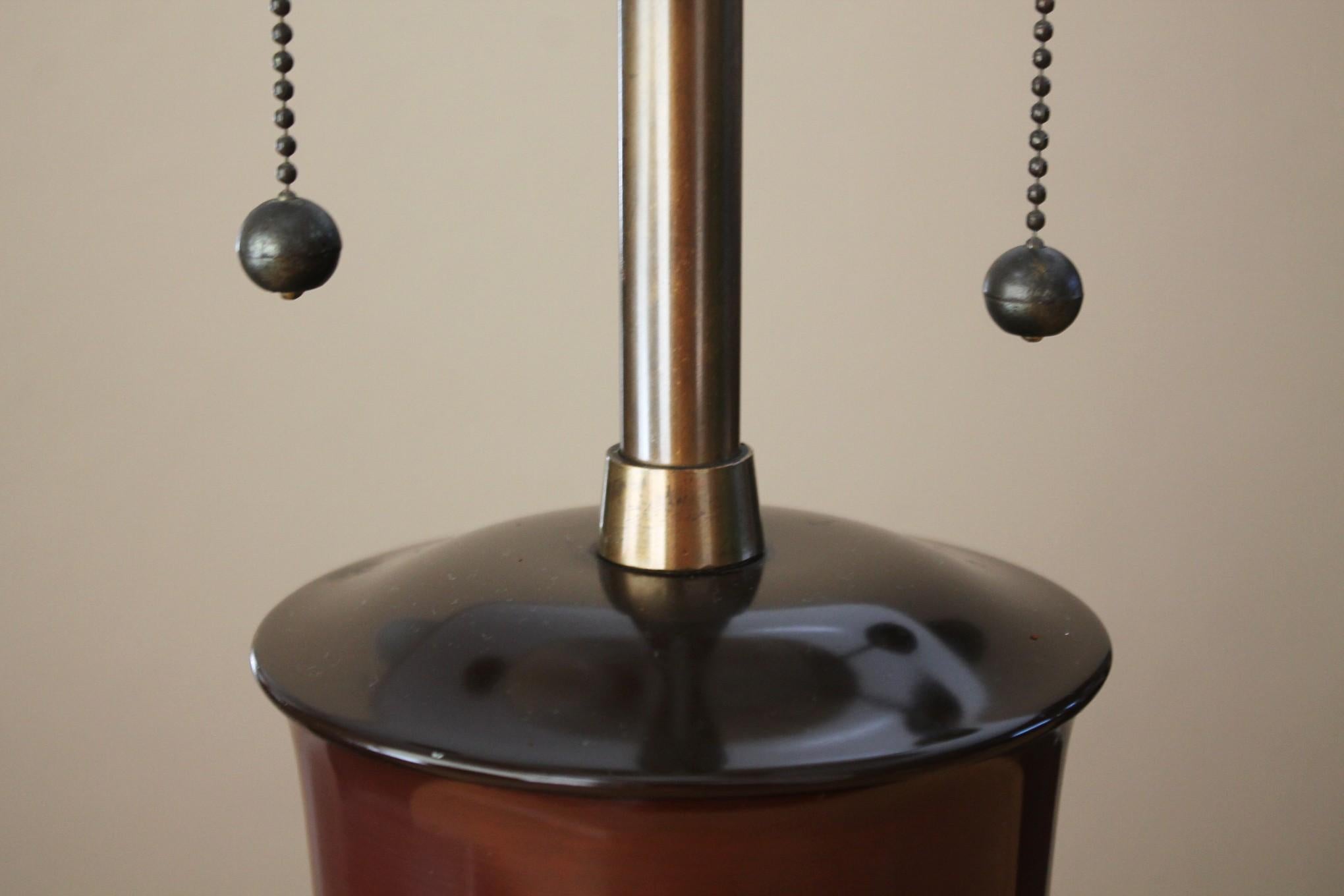 Métal Lampe de table originale de Marbro ! Chocolat au lait Base en bois Brown 1960s Art Deco Minty ! en vente