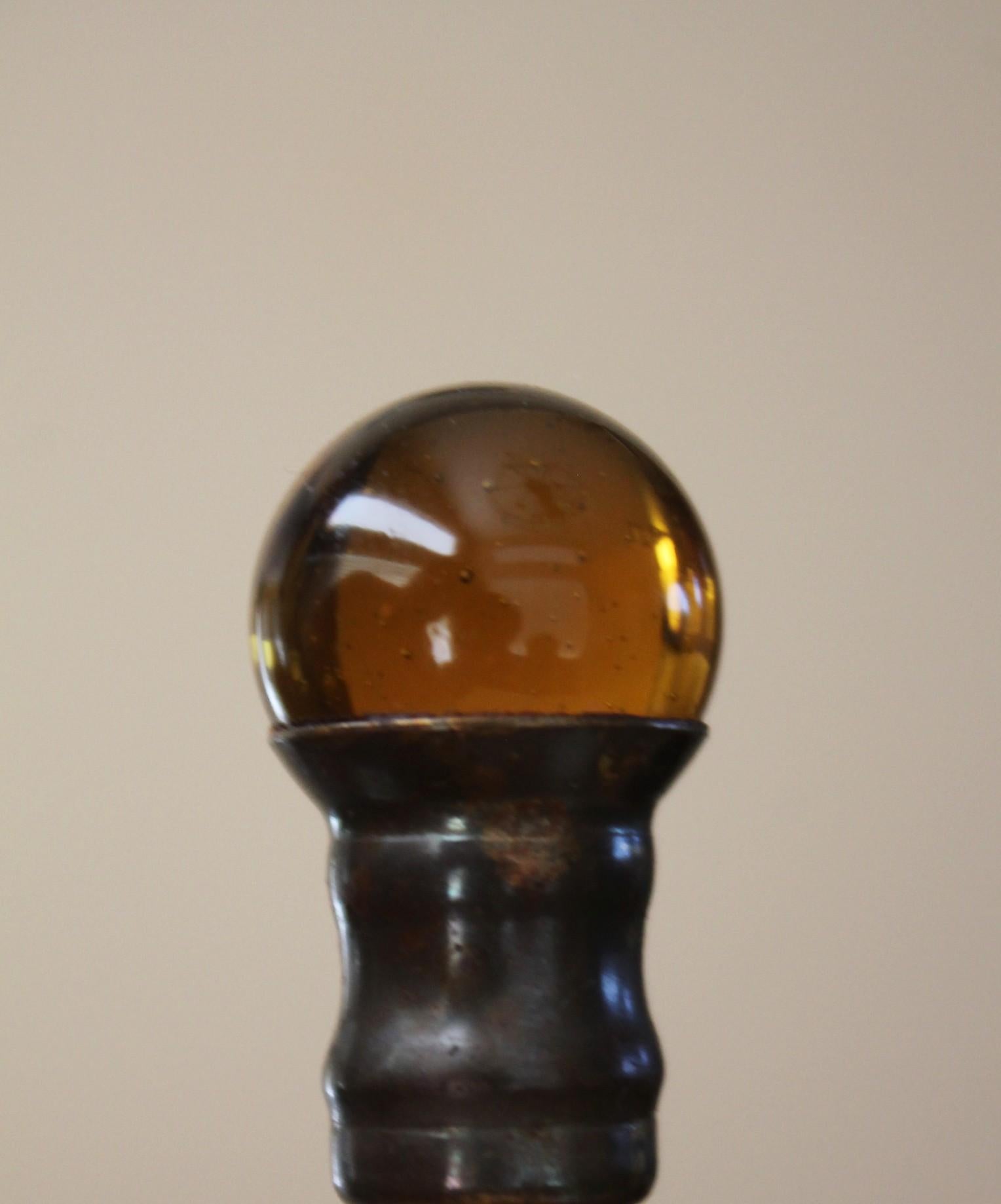 Lampe de table originale de Marbro ! Chocolat au lait Base en bois Brown 1960s Art Deco Minty ! en vente 1