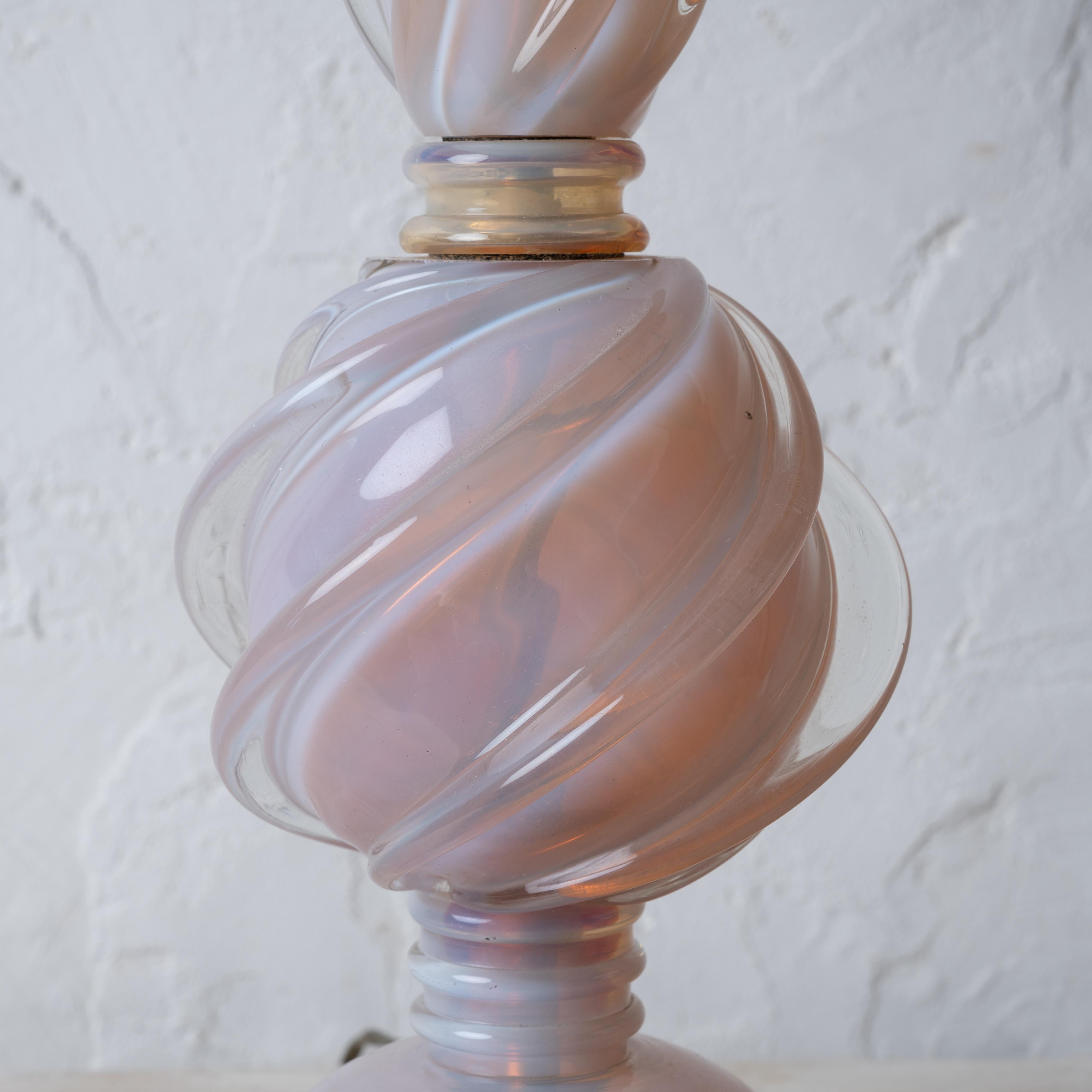 Milieu du XXe siècle Lampe en verre Murano Seguso, 1960s en vente