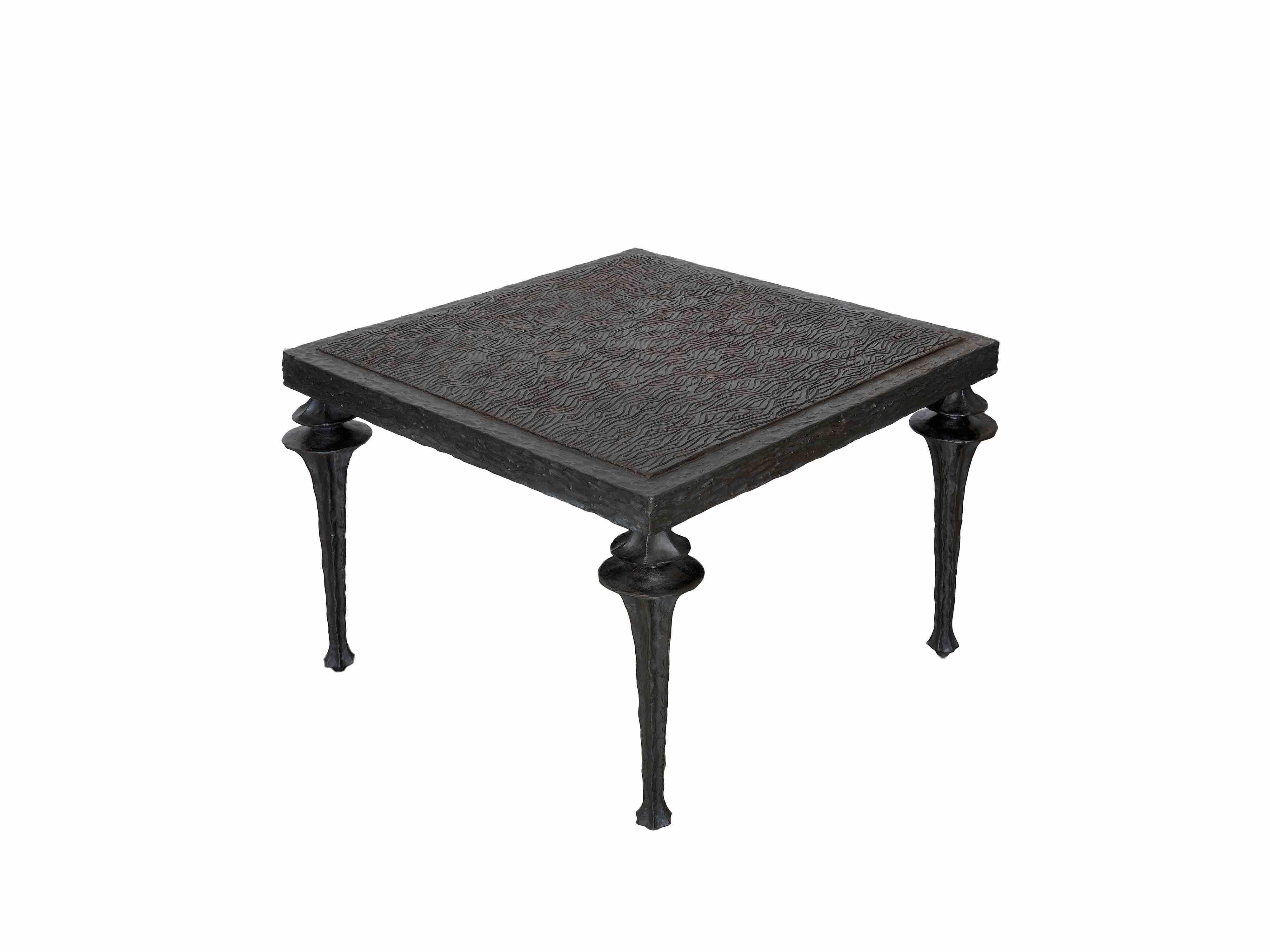 Marc Bankowsky
Side table
Patinated bronze
France, contemporary creation

This piece can be made with bespoke dimension.