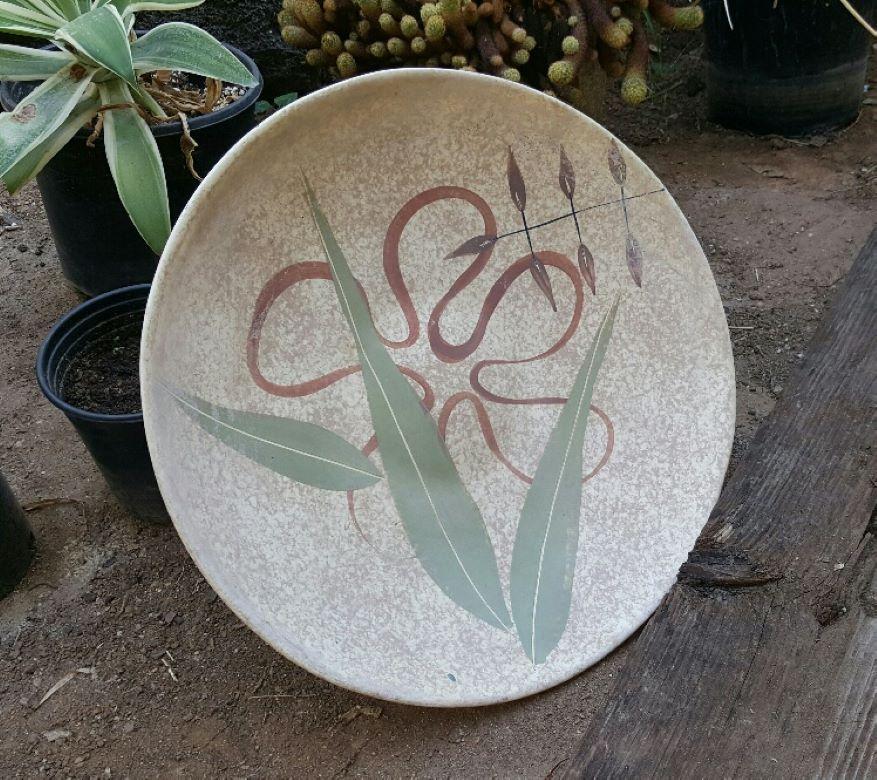 Marc Bellaire Large Decorative Ceramic Bowl Luau Signed California Pottery USA For Sale 4