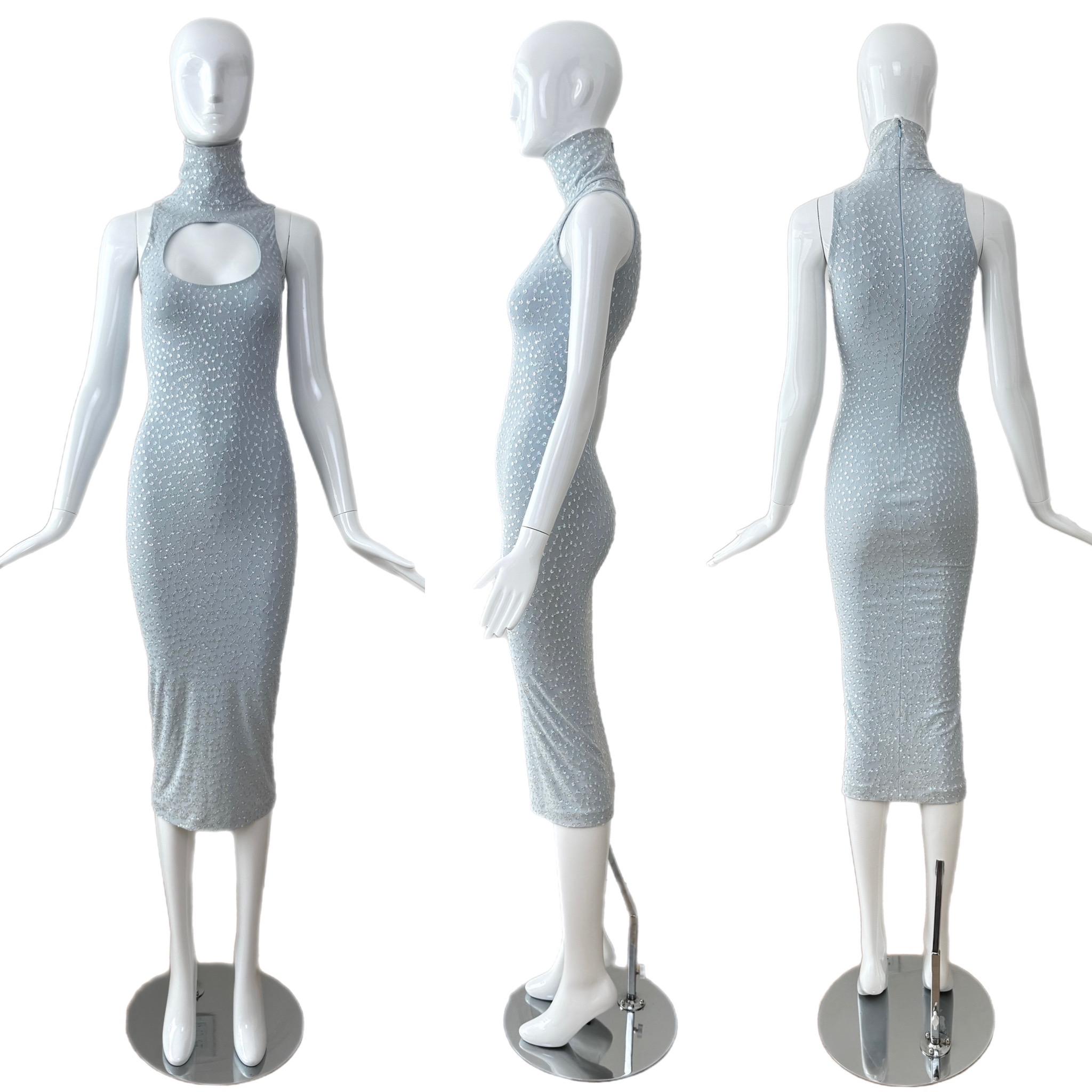 Gris MARC BOUWER 1999 Vintage Blue Sequin Midi Dress en vente