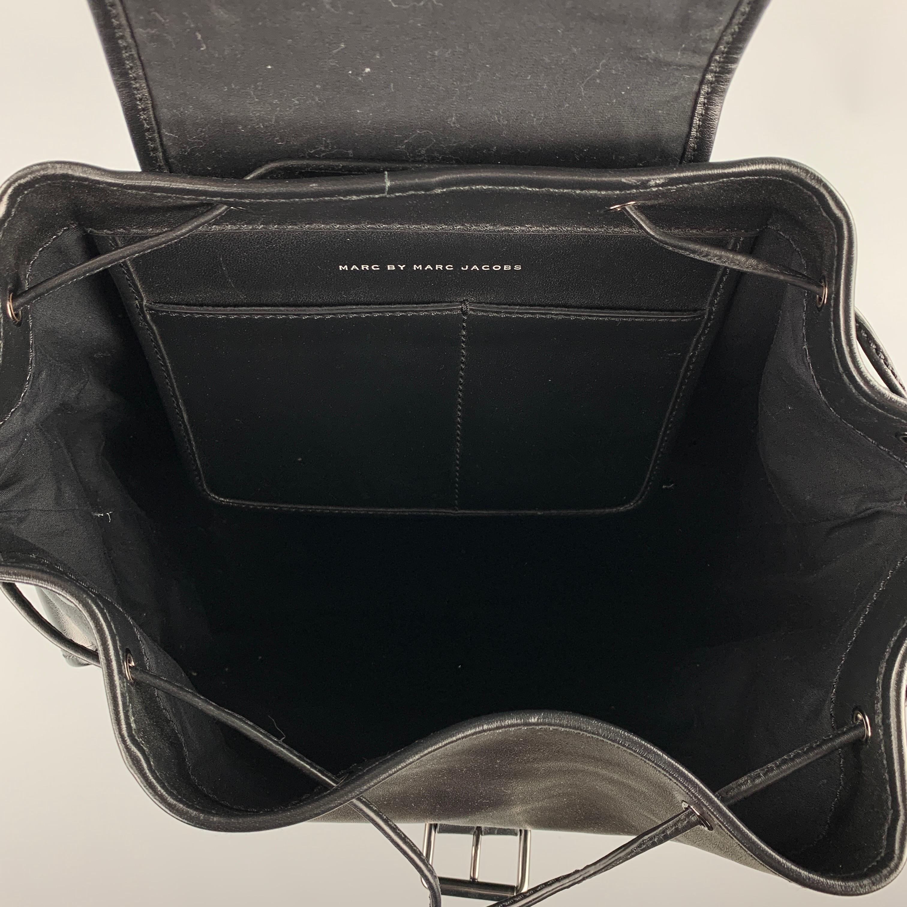 MARC by MARC JACOBS Schwarzer Leder-Rucksack 2