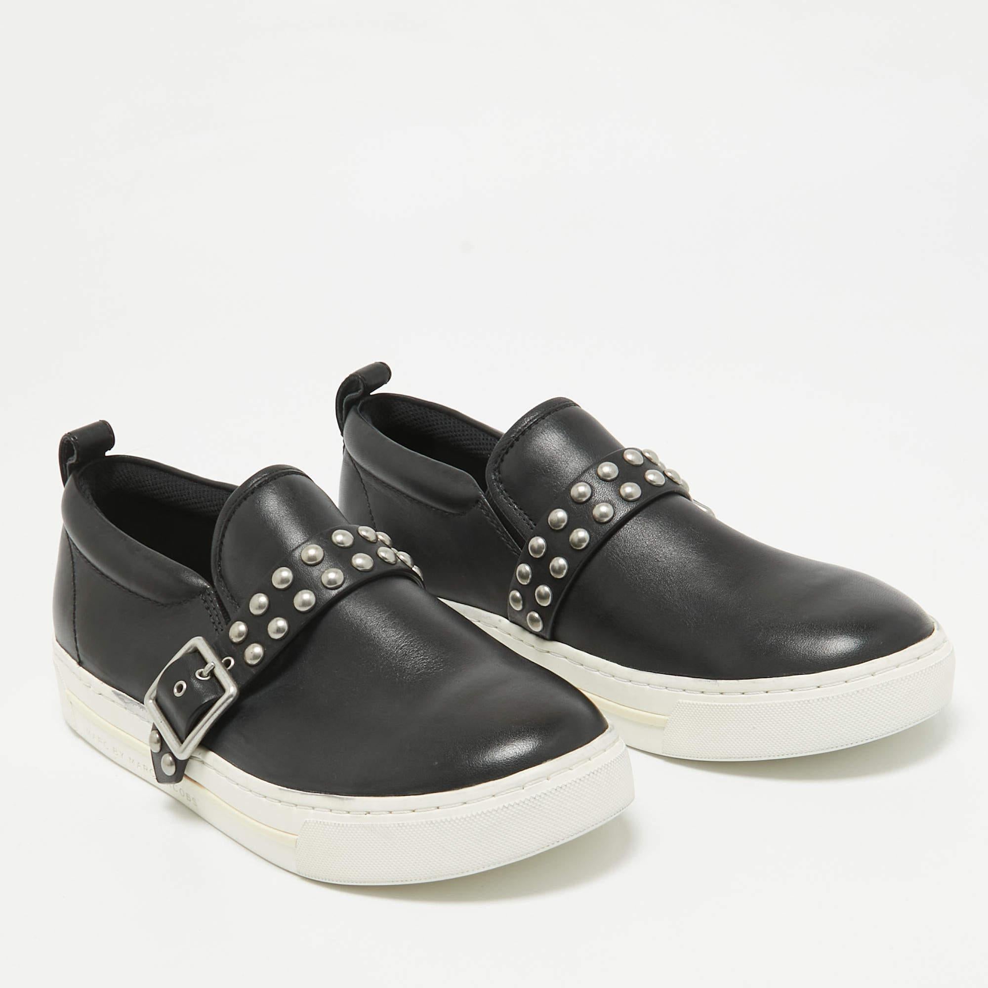Women's Marc by Marc Jacobs Black Leather Slip On Sneakers Size 37 For Sale