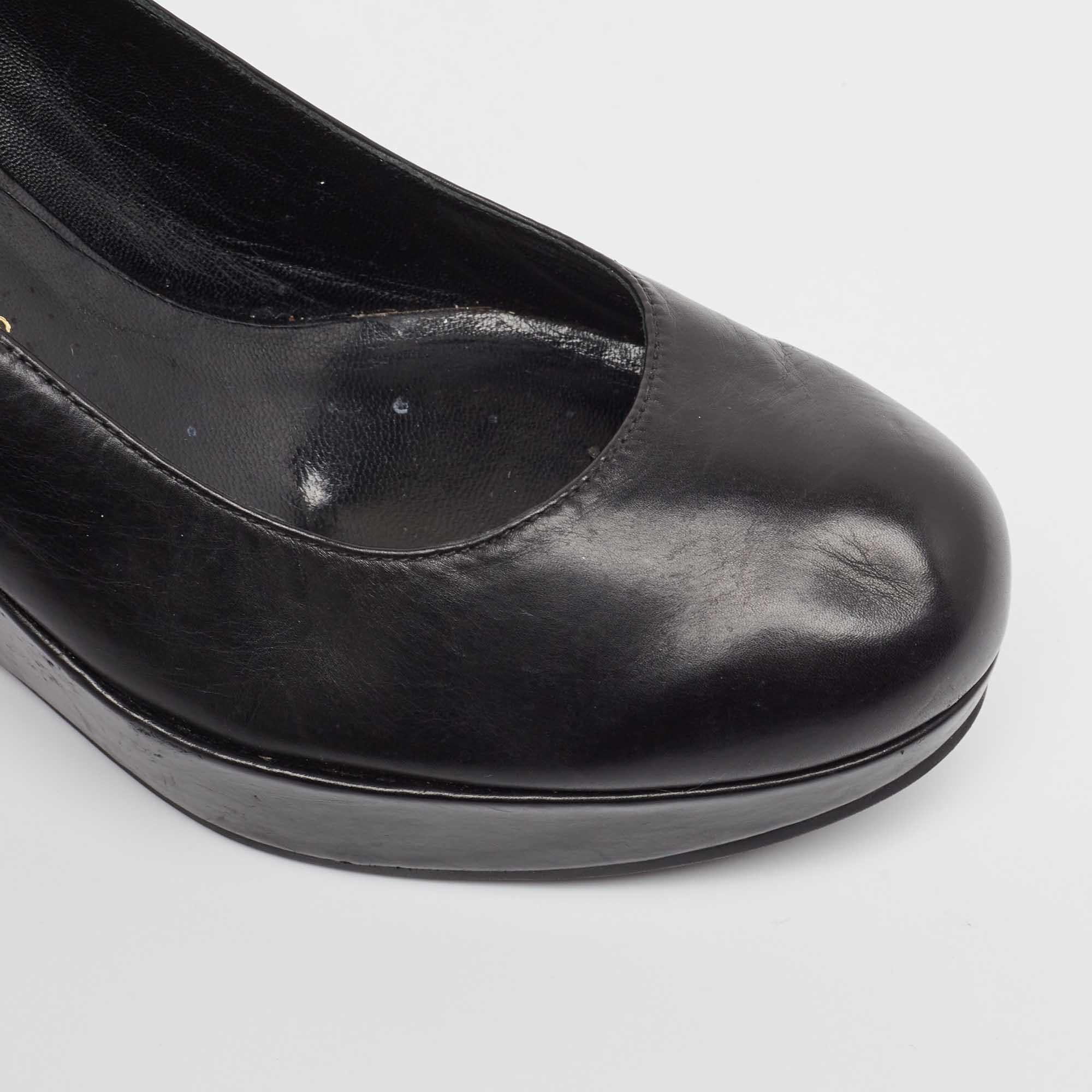 Marc by Marc Jacobs Schwarze Keil-Plateau-Pumps aus Leder Größe 37 im Angebot 3