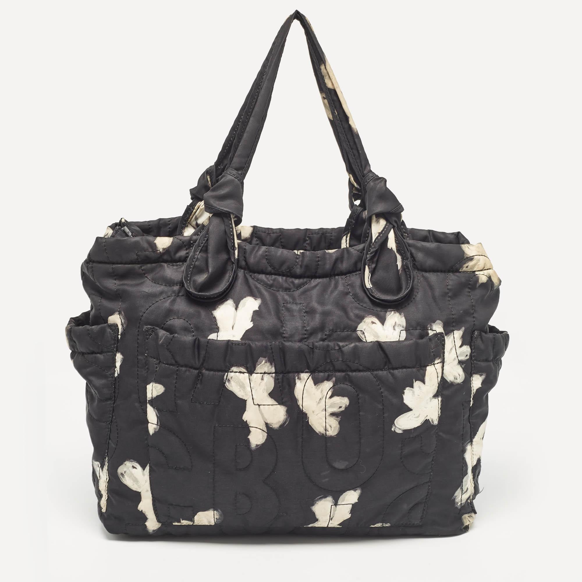 Women's Marc by Marc Jacobs Black Nylon Pretty Tate Tote For Sale