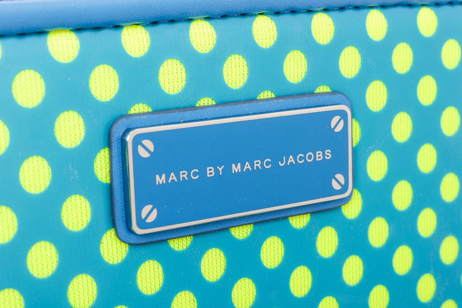 Marc By Marc Jacobs blue & yellow leather dot tablet case with silver-tone In Excellent Condition In Irvine, CA