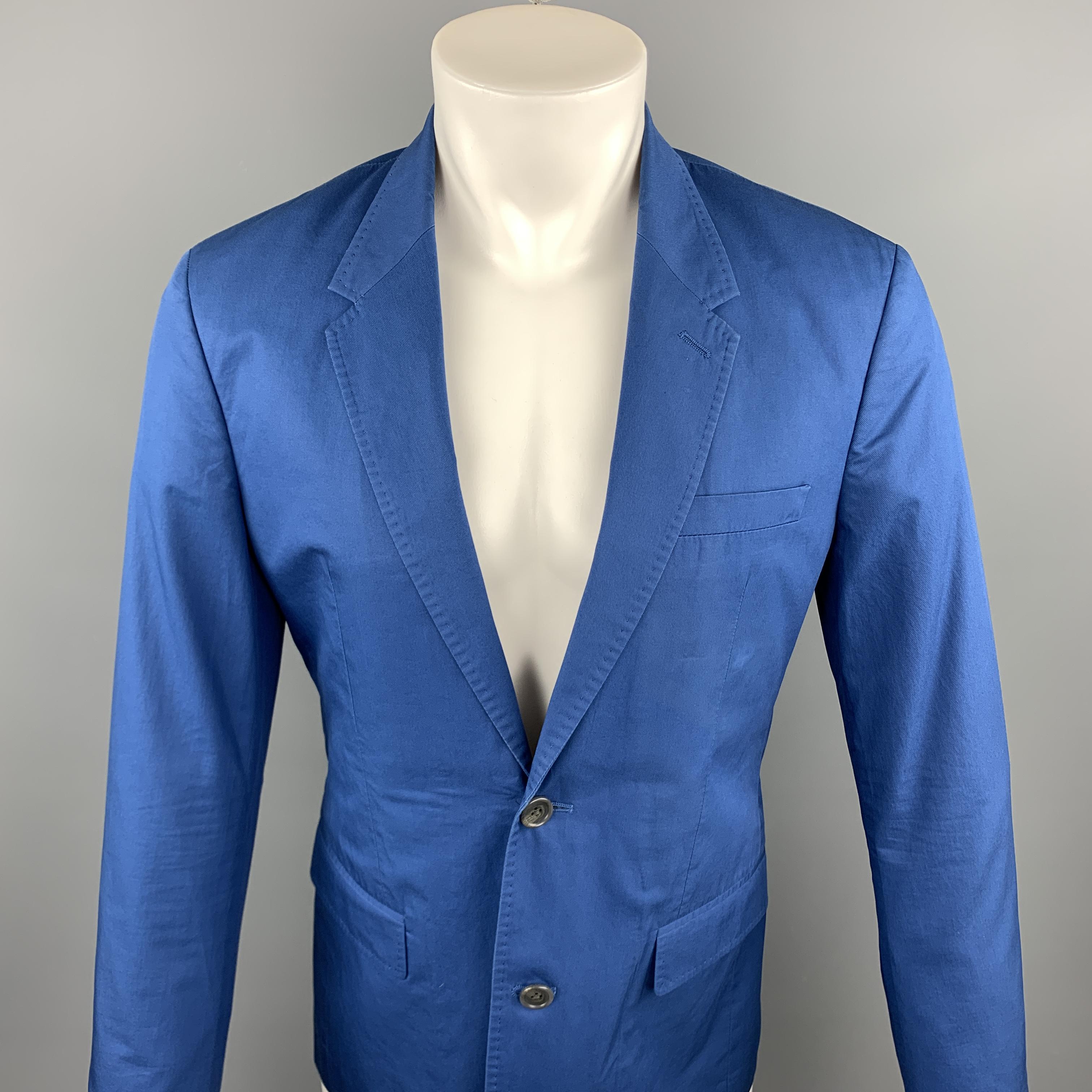 MARC by MARC JACOBS sport coat comes in a blue cotton featuring a notch lapel style, flap pockets, and a two buttoned closure.

Excellent Pre-Owned Condition.
Marked: S

Measurements:

Shoulder: 17.5 in. 
Chest: 38 in. 
Sleeve: 26 in. 
Length: 28