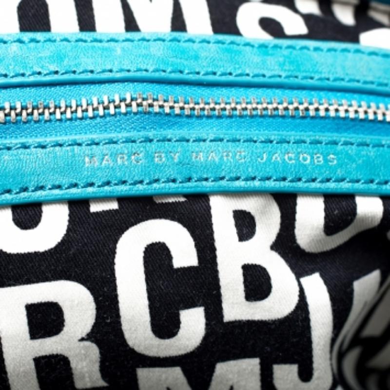 Marc by Marc jacobs - Hobo con zip in pelle blu Leola in vendita 4