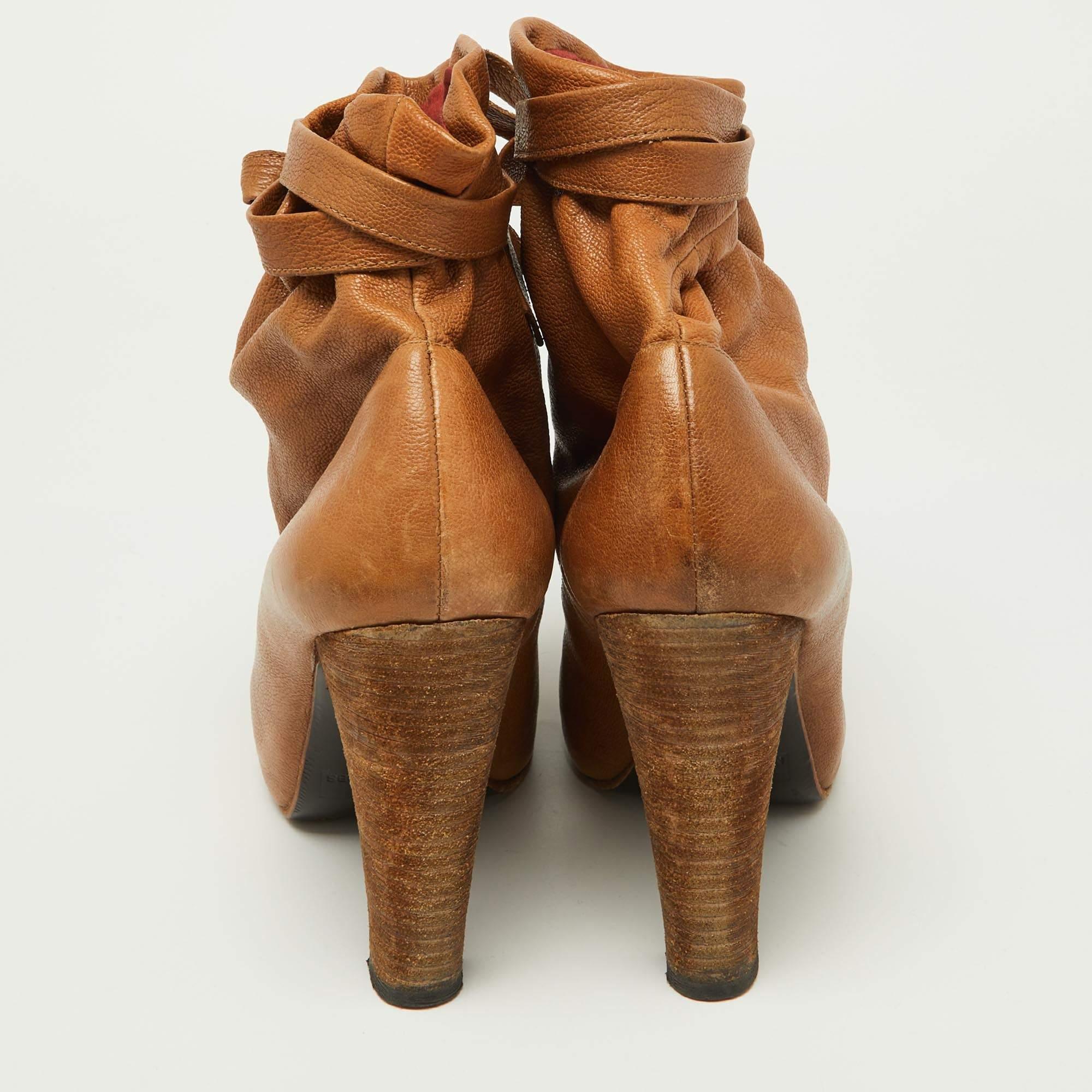 Marc by Marc Jacobs Brown Leather Ankle Wrap Booties Size 38.5 Pour femmes en vente