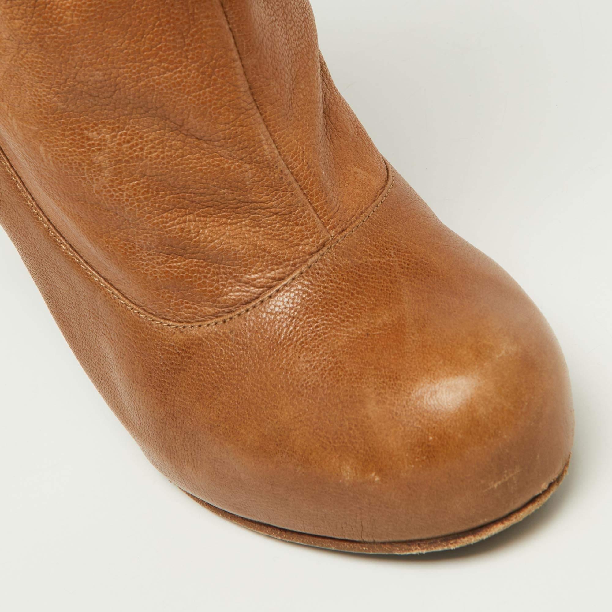 Marc by Marc Jacobs Brown Leather Ankle Wrap Booties Size 38.5 en vente 3