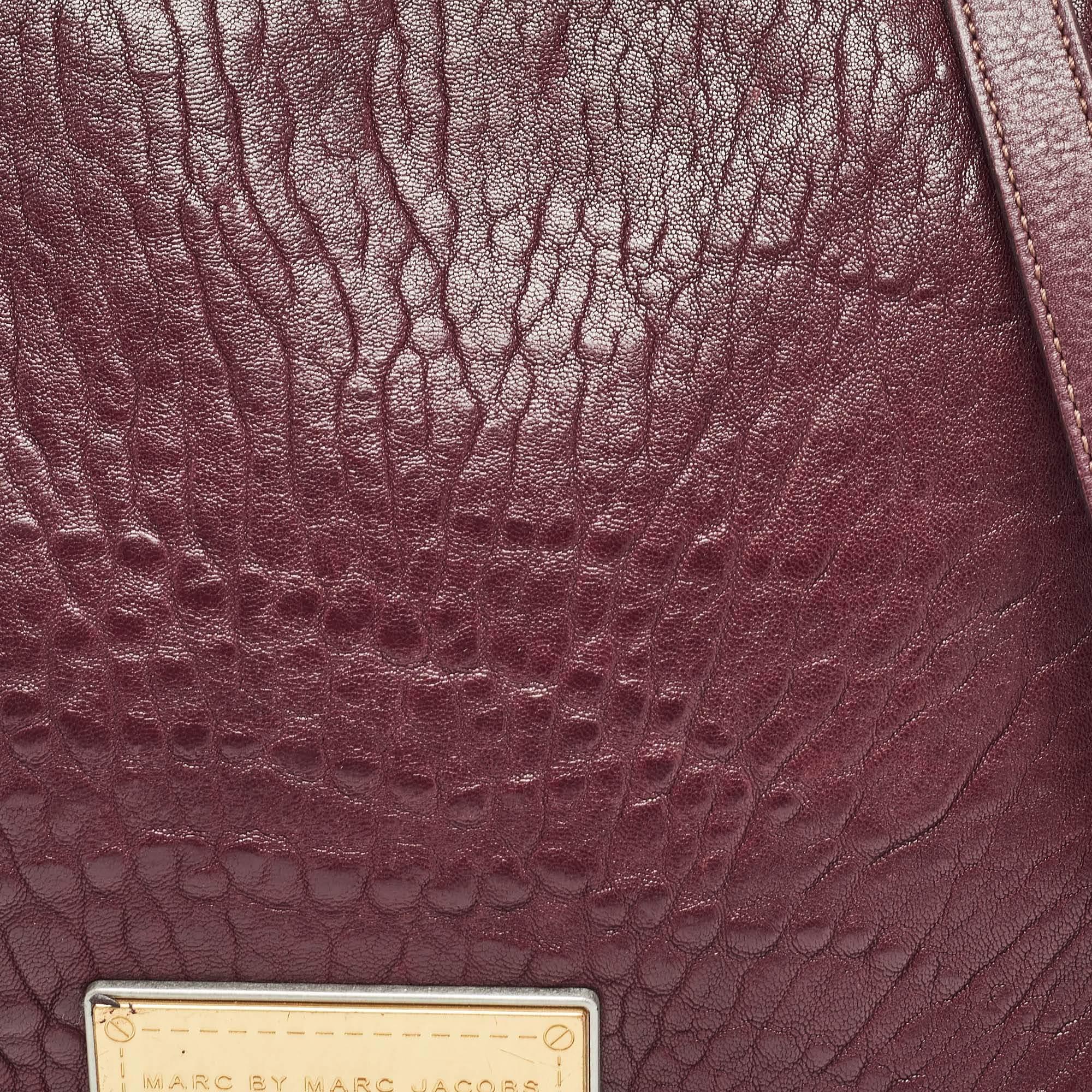 Women's Marc by Marc Jacobs Burgundy Leather Washed Up The Nash Crossbody Bag For Sale