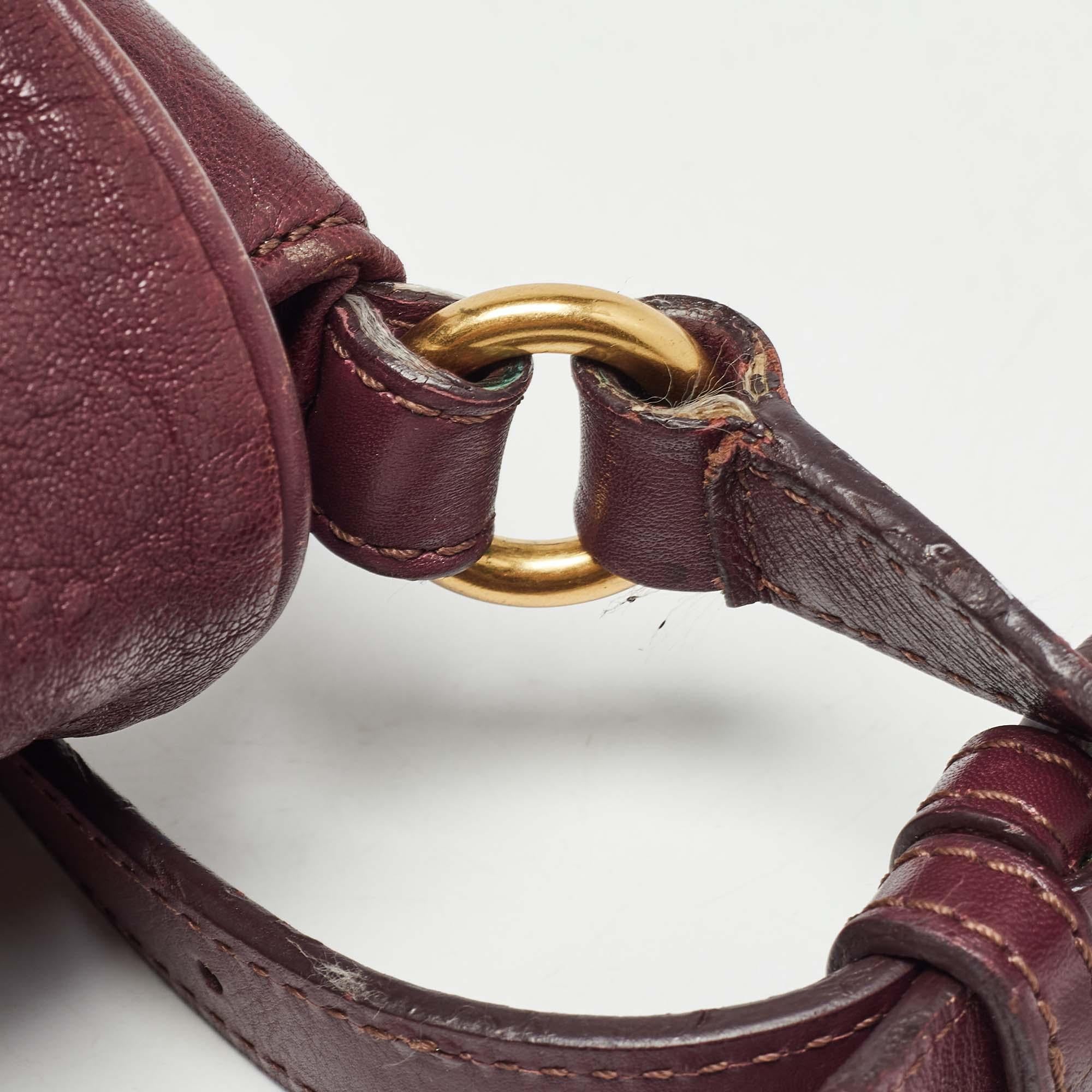 Marc by Marc Jacobs Burgundy Leather Washed Up The Nash Crossbody Bag For Sale 2