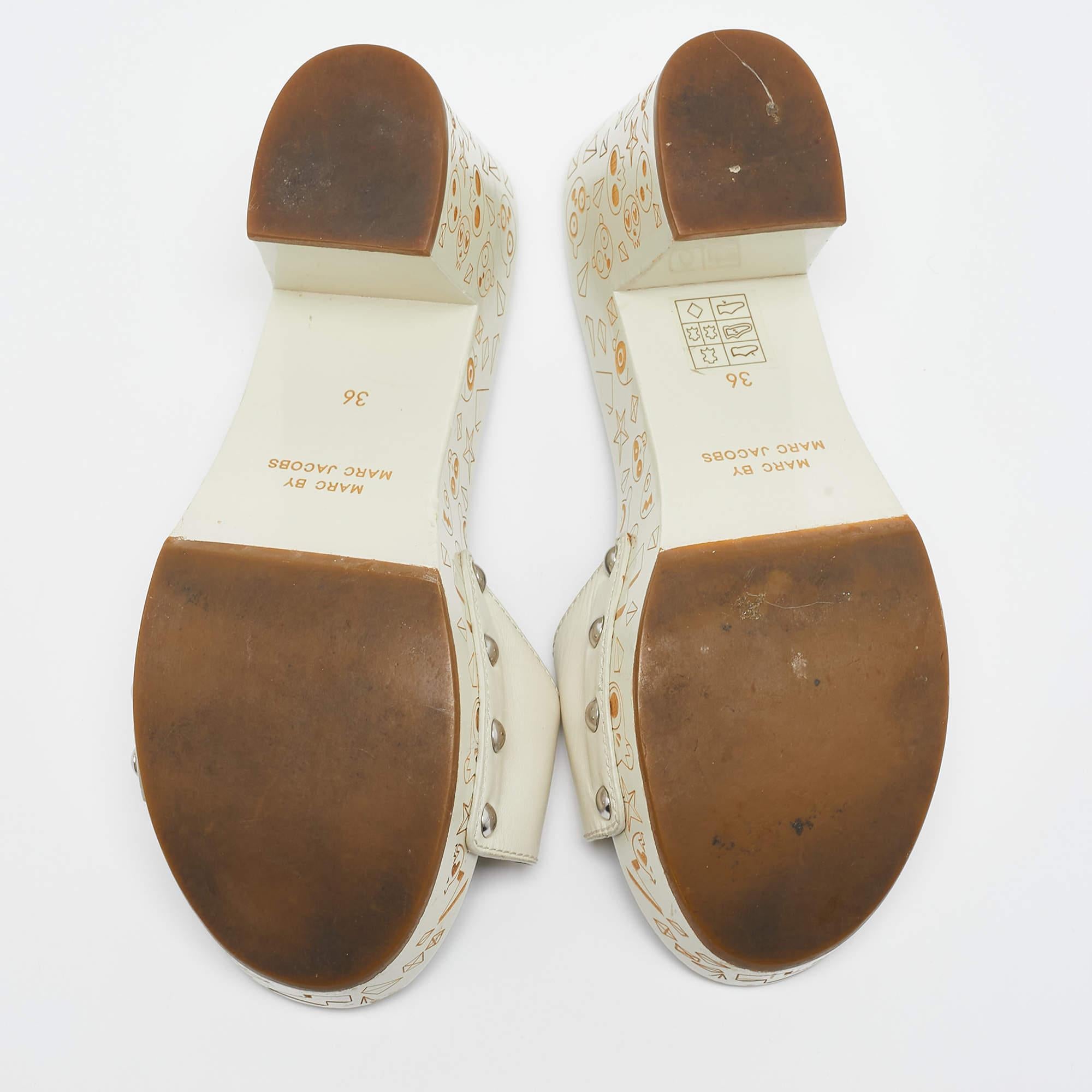 Marc by Marc Jacobs - Escarpins en cuir crème, taille 36 en vente 1