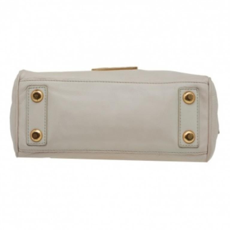 Marc by Marc Jacobs Cream Leather Small Too Hot To Handle Tote For Sale 2