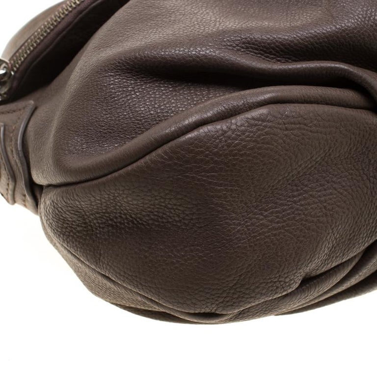 Marc by Marc Jacobs Dark Beige Leather Classic Q Natasha Crossbody Bag ...