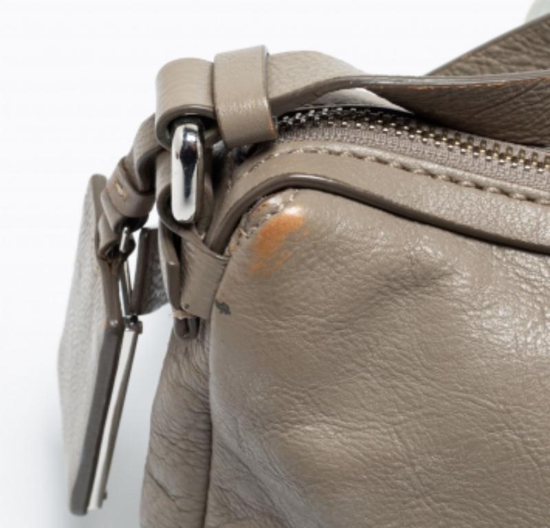 Marc by Marc Jacobs Grey Leather Crossbody Bag For Sale 1