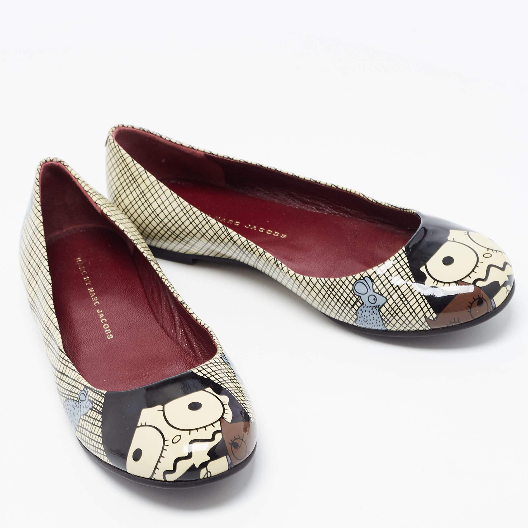 Marc by Marc Jacobs Bailarinas de charol estampadas multicolor Talla 36 en Bueno estado para la venta en Dubai, Al Qouz 2