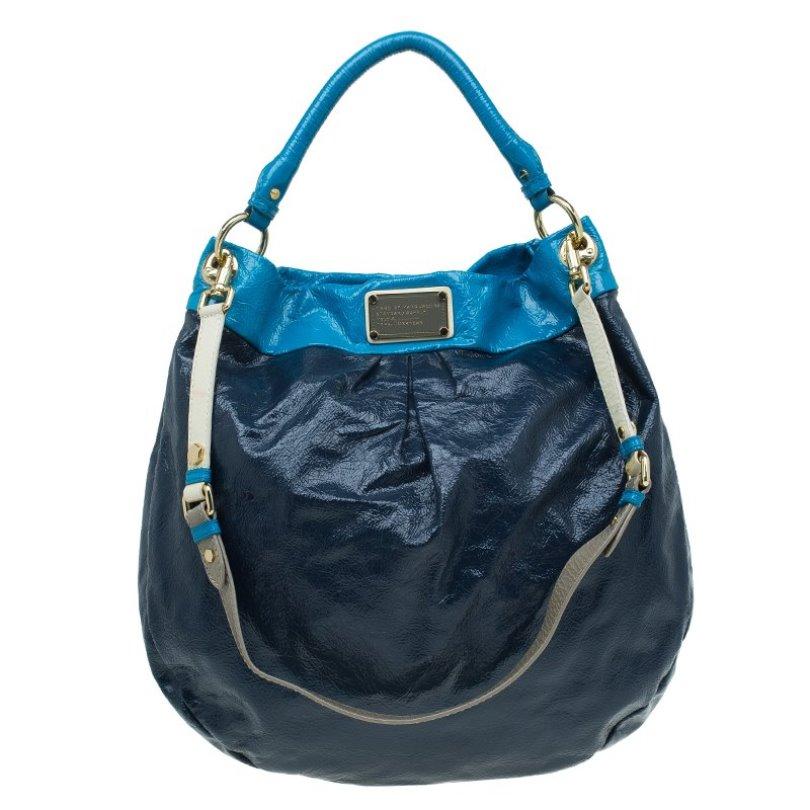 Marc by Marc Jacobs Navy Blue Bicolor Patent Leather Classic Q Hillier Hobo In Excellent Condition In Dubai, Al Qouz 2