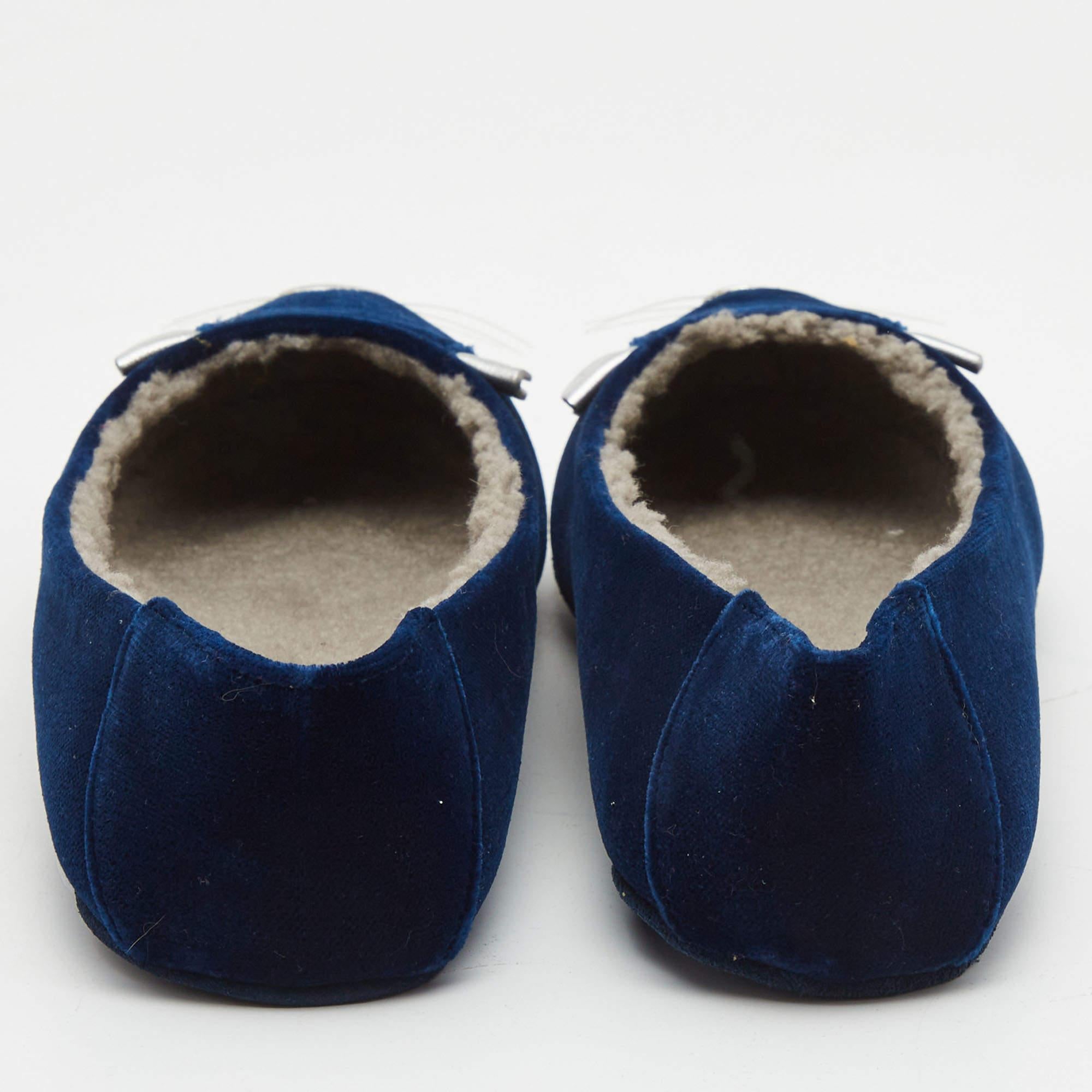 Women's Marc by Marc Jacobs Navy Blue Velvet and Leather Cat Ballet Flats Size 36.5 For Sale
