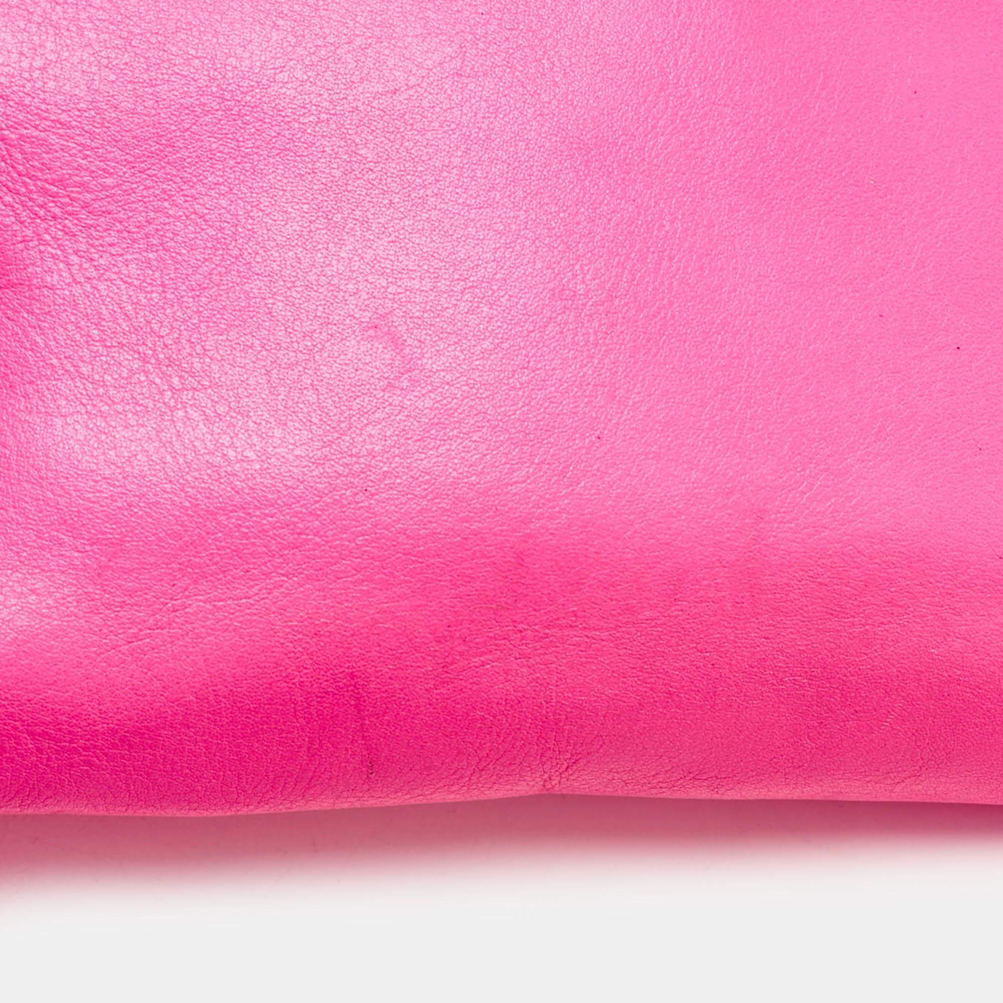 Marc by Marc Jacobs Neon Pink Leather Katie Clutch For Sale 4