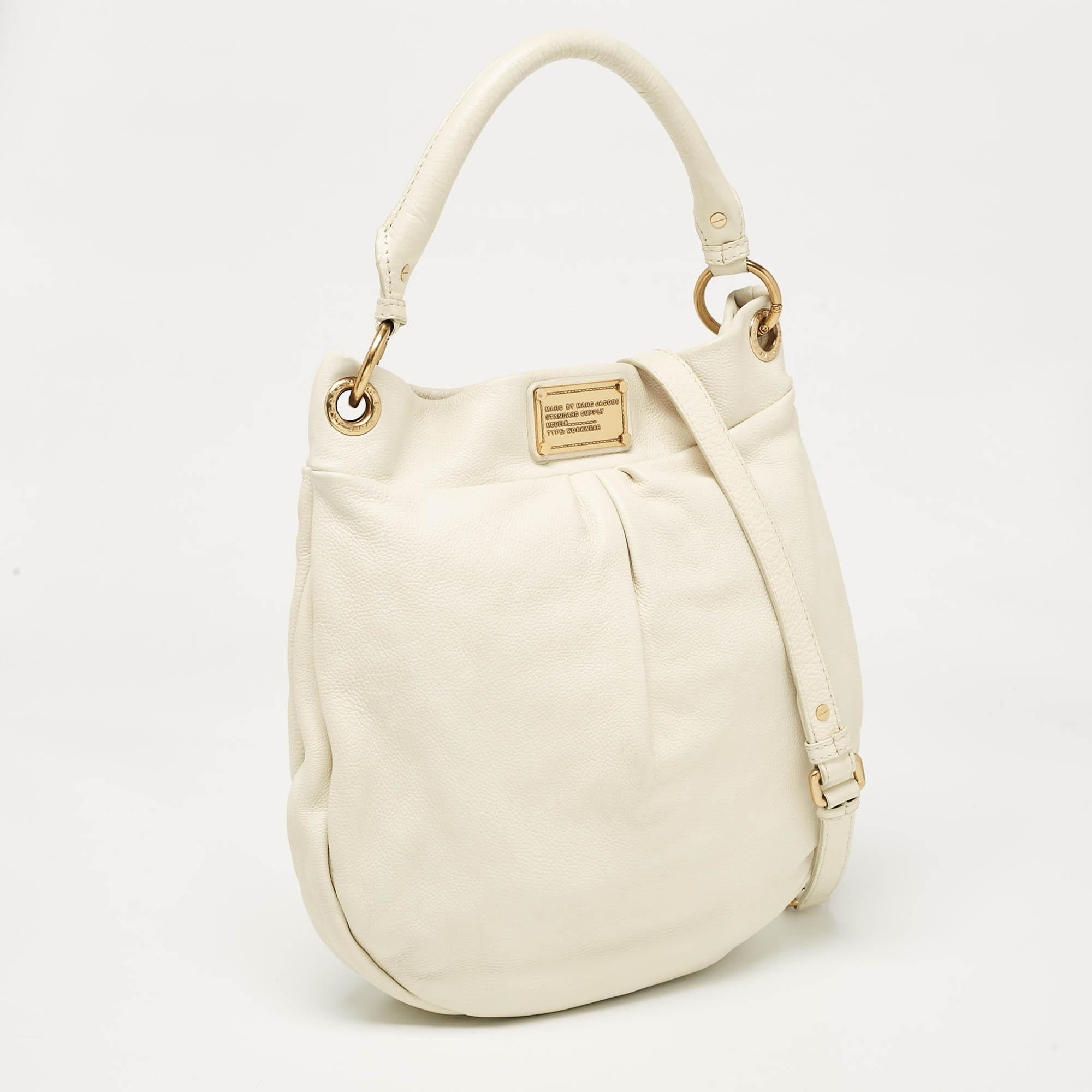 Marc by Marc jacobs Off White in pelle Classic Q Hillier Hobo In condizioni buone a Dubai, Al Qouz 2