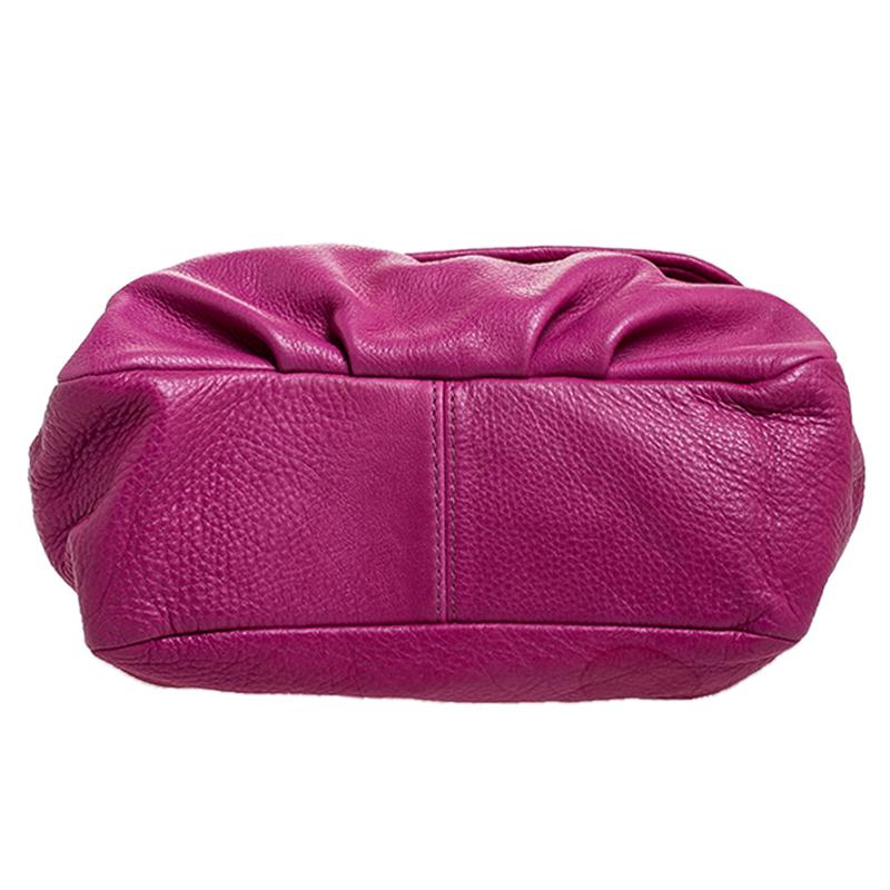 Marc by Marc Jacobs Pink Leather Classic Q Lil Ukita Top Handle Bag In Good Condition For Sale In Dubai, Al Qouz 2
