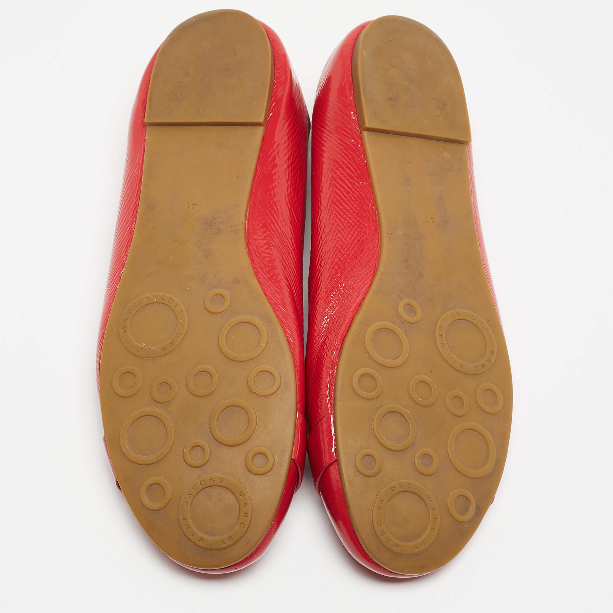 Marc by Marc Jacobs Bailarinas de charol rojo Talla 41 1