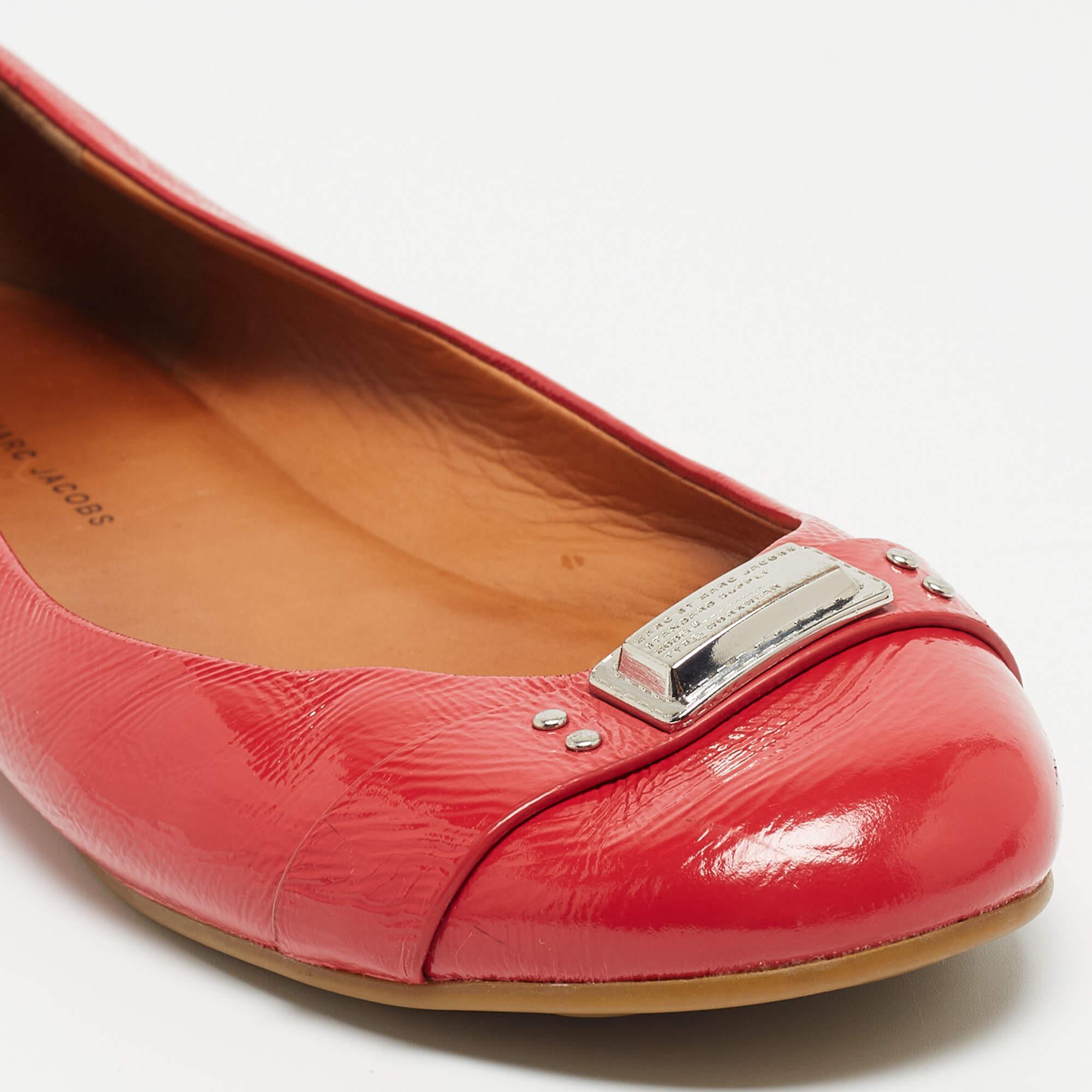 Marc by Marc Jacobs Bailarinas de charol rojo Talla 41 2