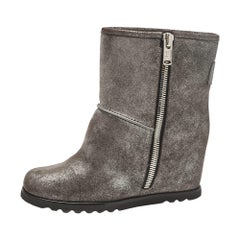 Marc by Marc Jacobs Silver Suede Ankle Length Boots Size 37