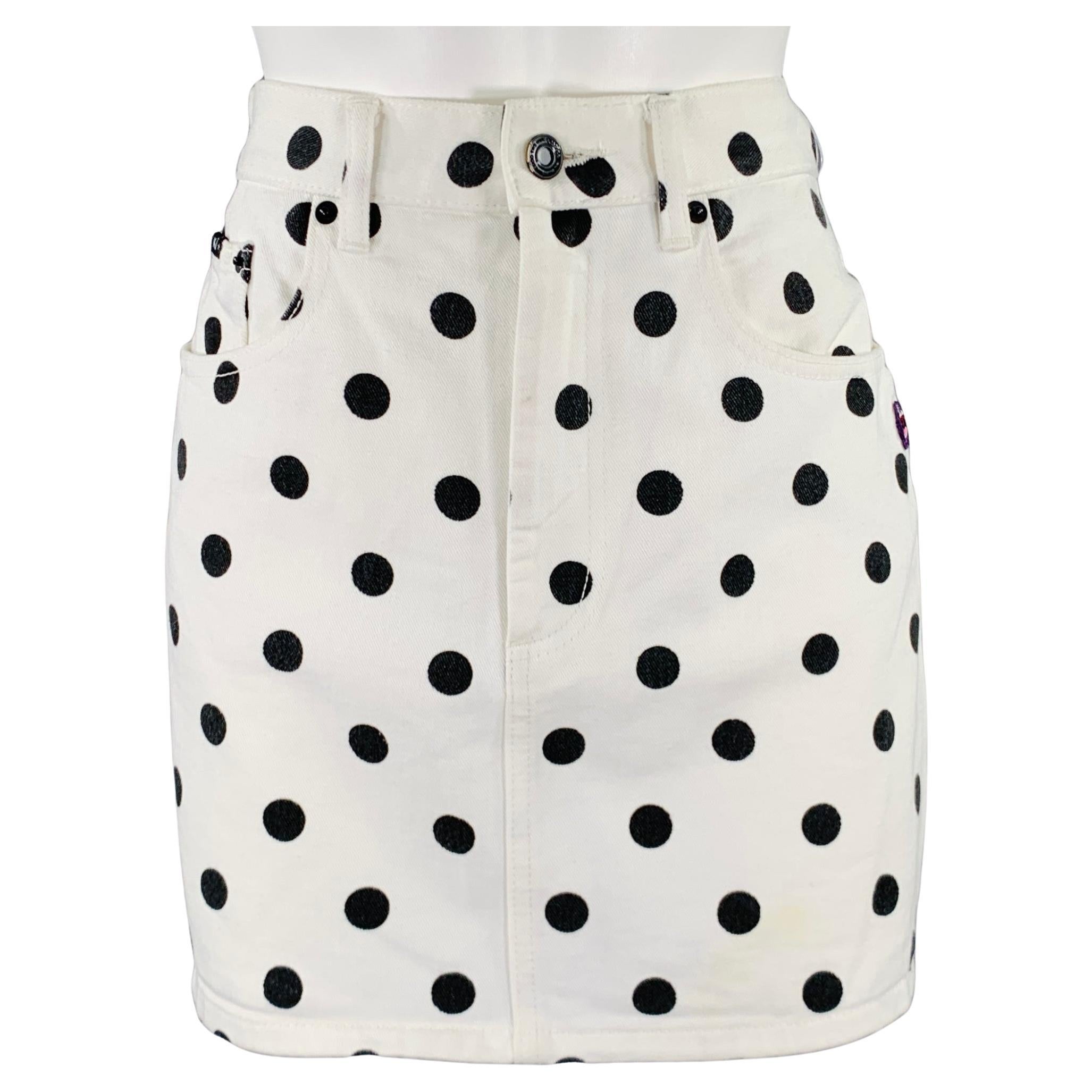 Does Marc by Marc Jacobs run small?