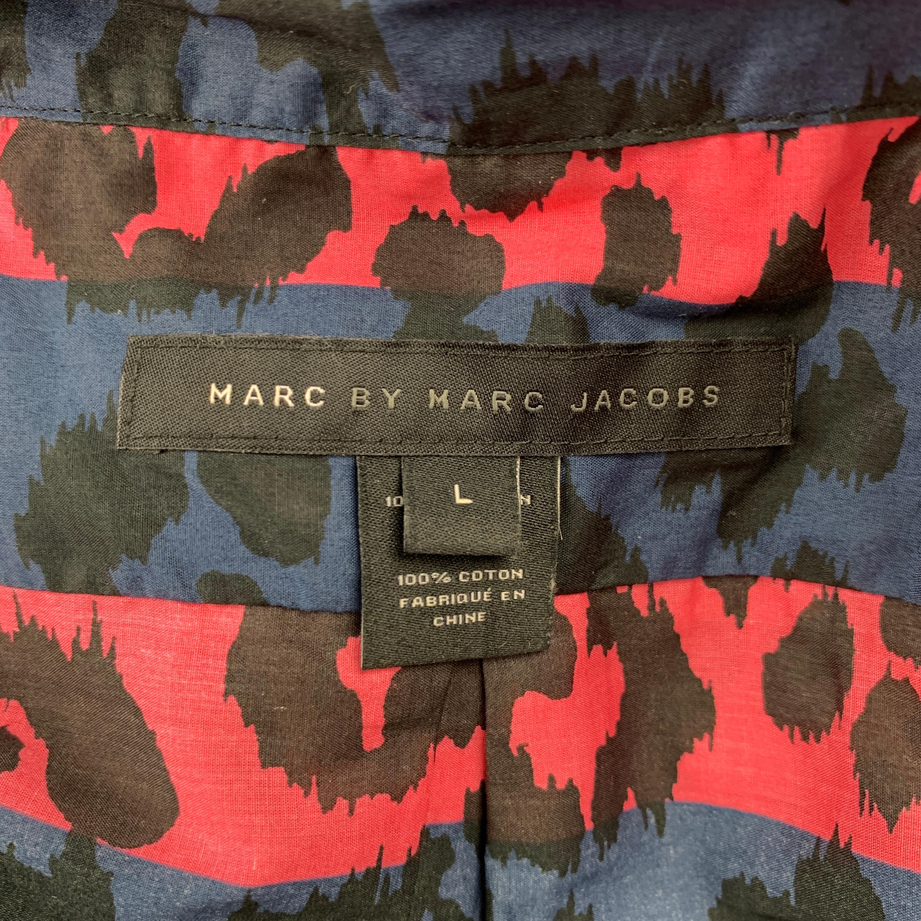 MARC by MARC JACOBS Size L Pink & Navy Leopard Print Cotton Short Sleeve Shirt In Good Condition In San Francisco, CA