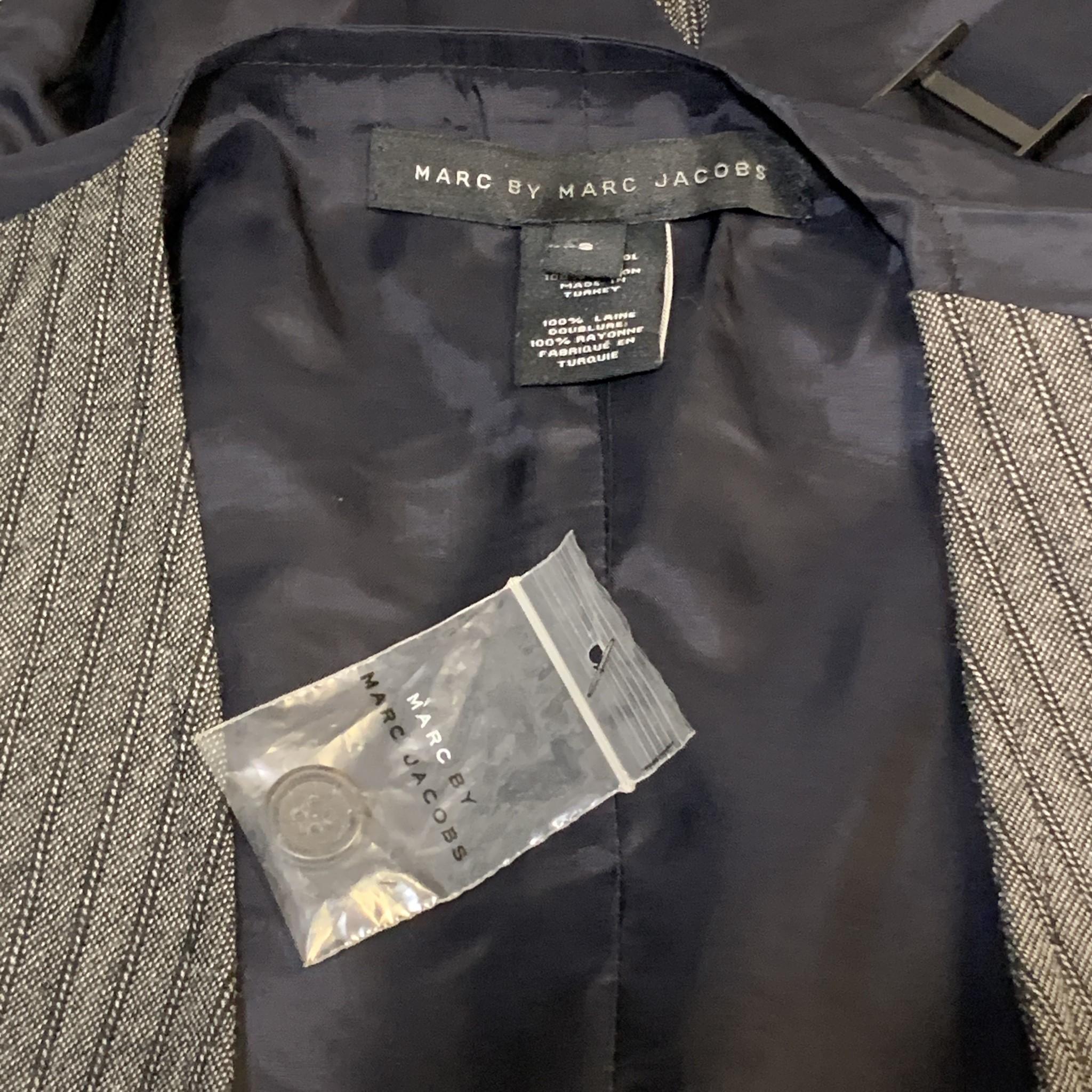 MARC by MARC JACOBS Size S Gray Stripe Wool Buttoned Vest In New Condition In San Francisco, CA