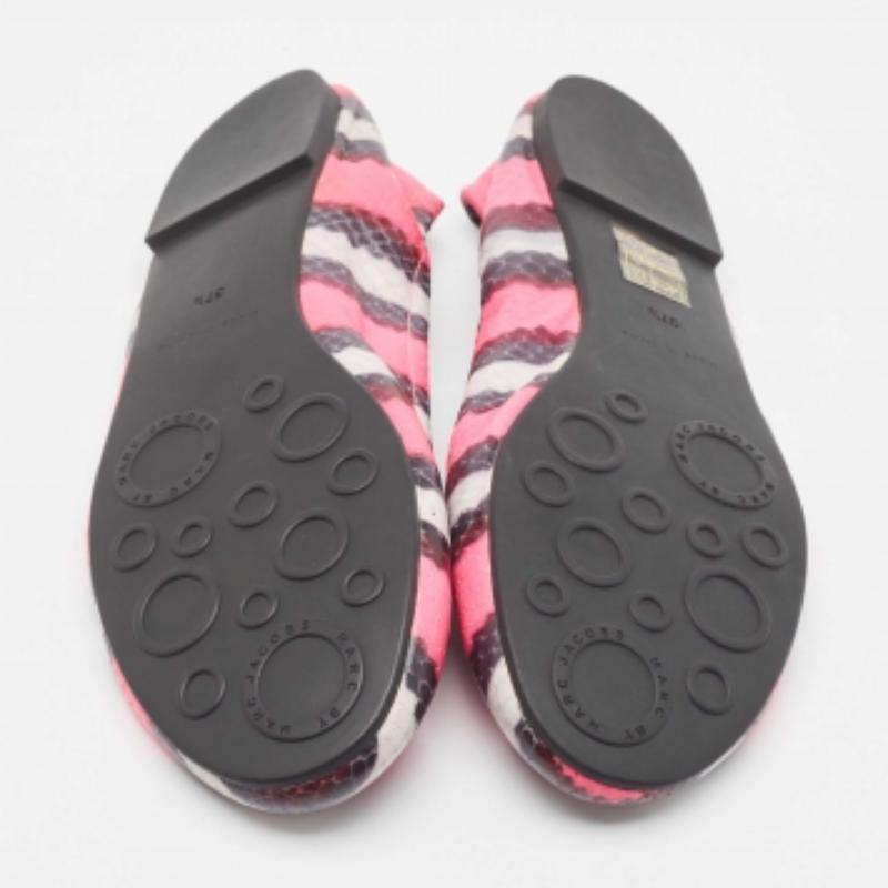 Marc by Marc Jacobs Tricolor Embossed Python Ballet Flats Size 37.5 In Excellent Condition For Sale In Dubai, Al Qouz 2