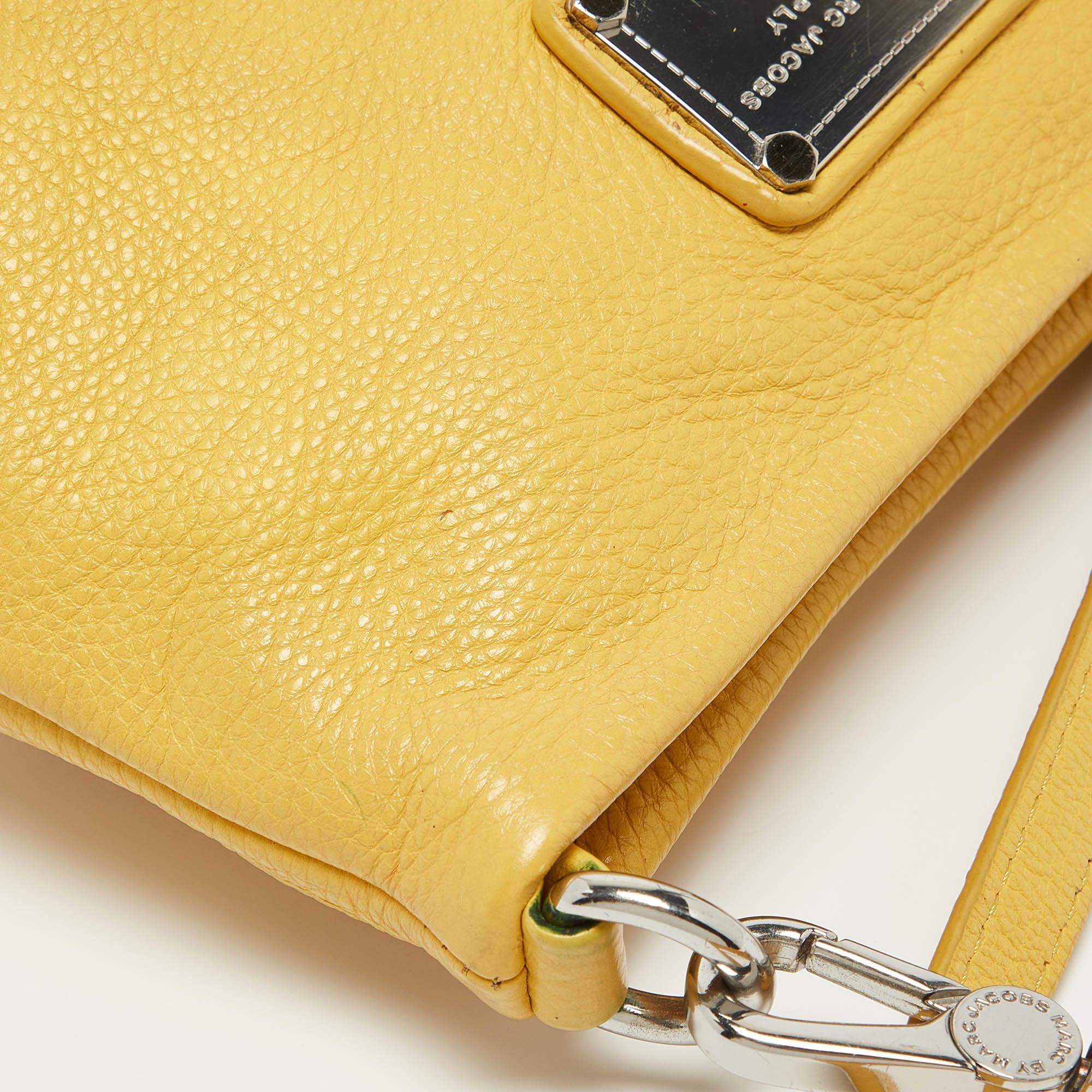 Marc by Marc Jacobs Yellow Leather Classic Q Percy Crossbody Bag For Sale 2
