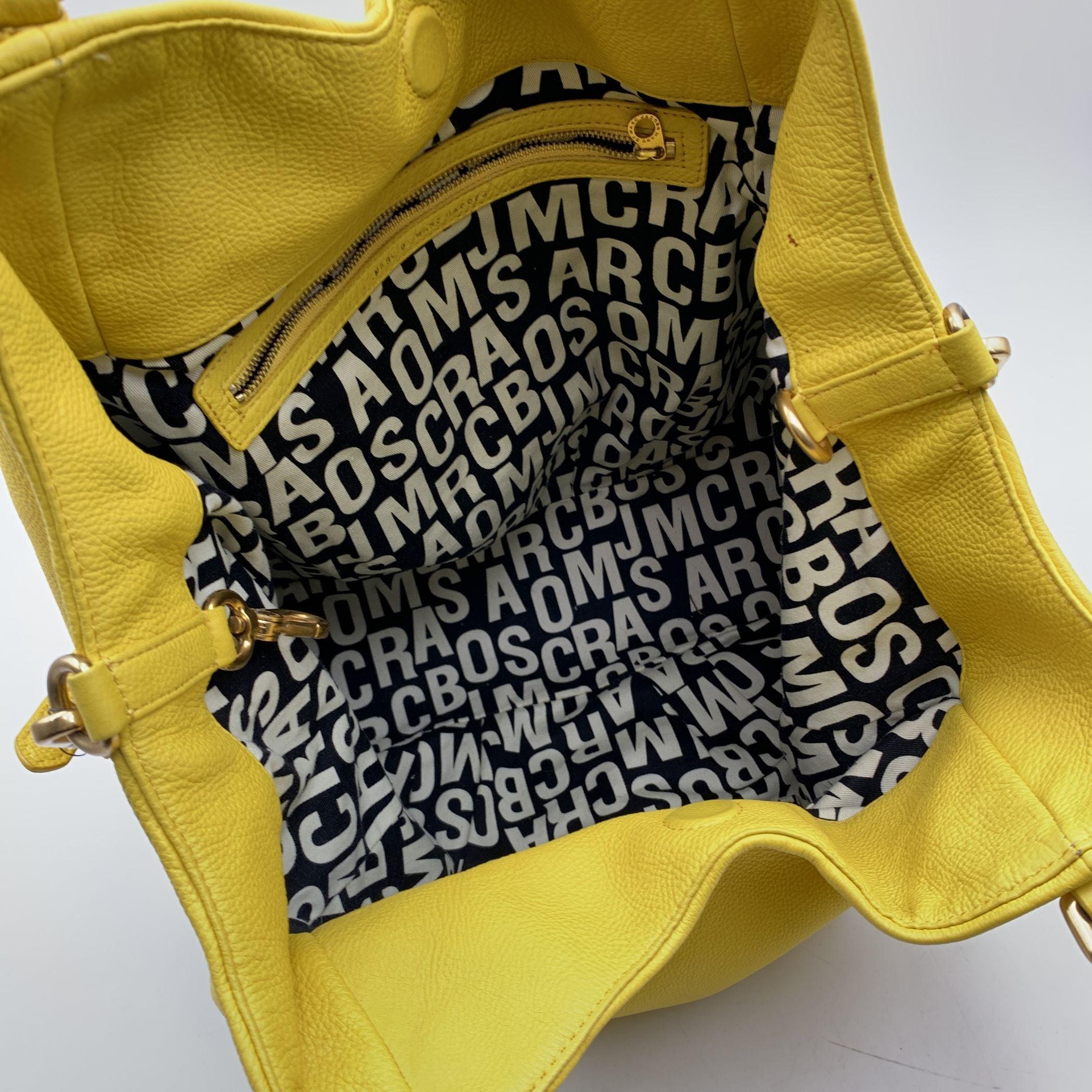Marc by Marc Jacobs Bolso bandolera The Fran Hobo de piel amarilla en Bueno Estado en Rome, Rome