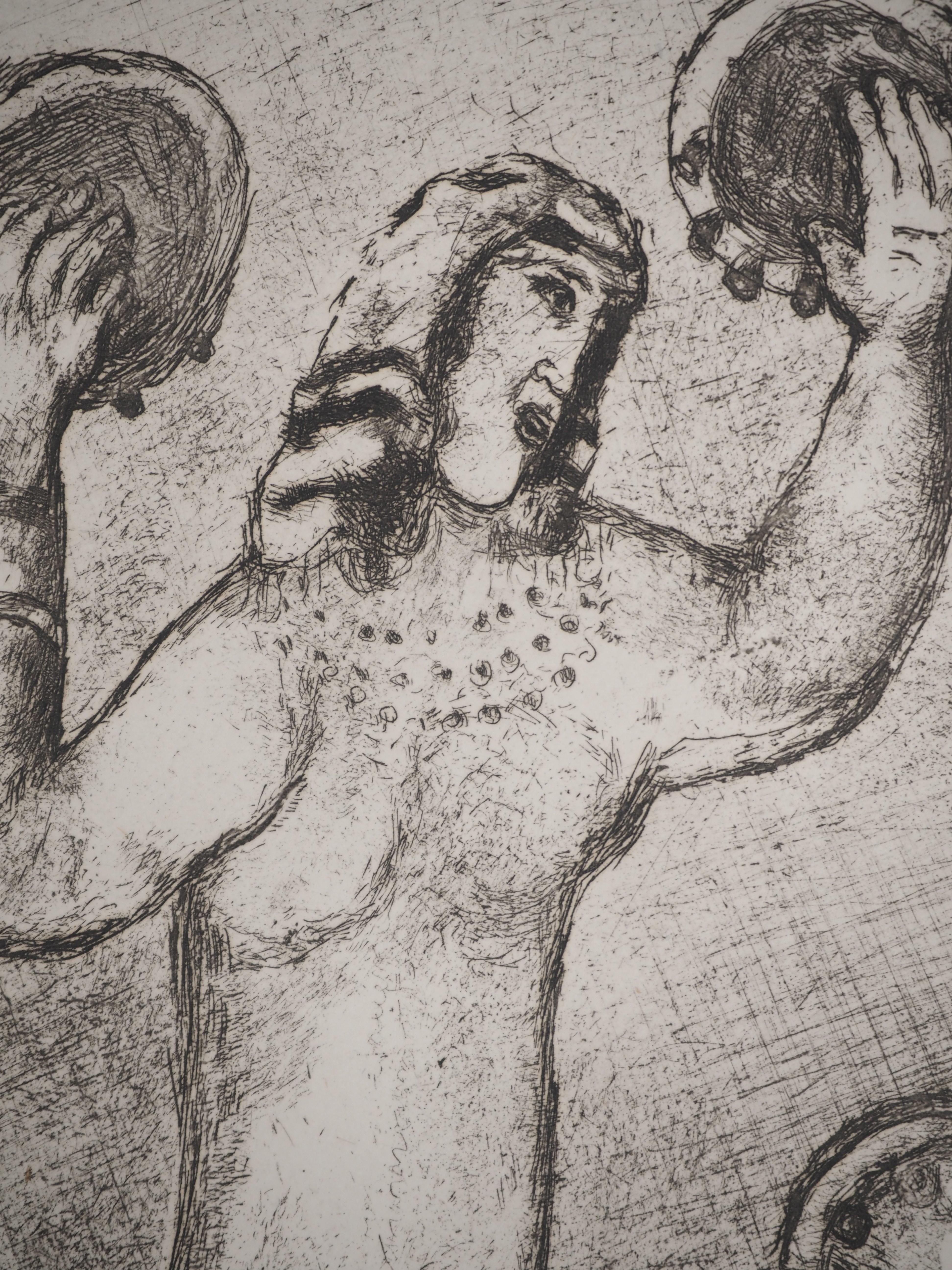 Biblia : Danza de María, hermana de Moisés, 1939 - Grabado original en venta 1