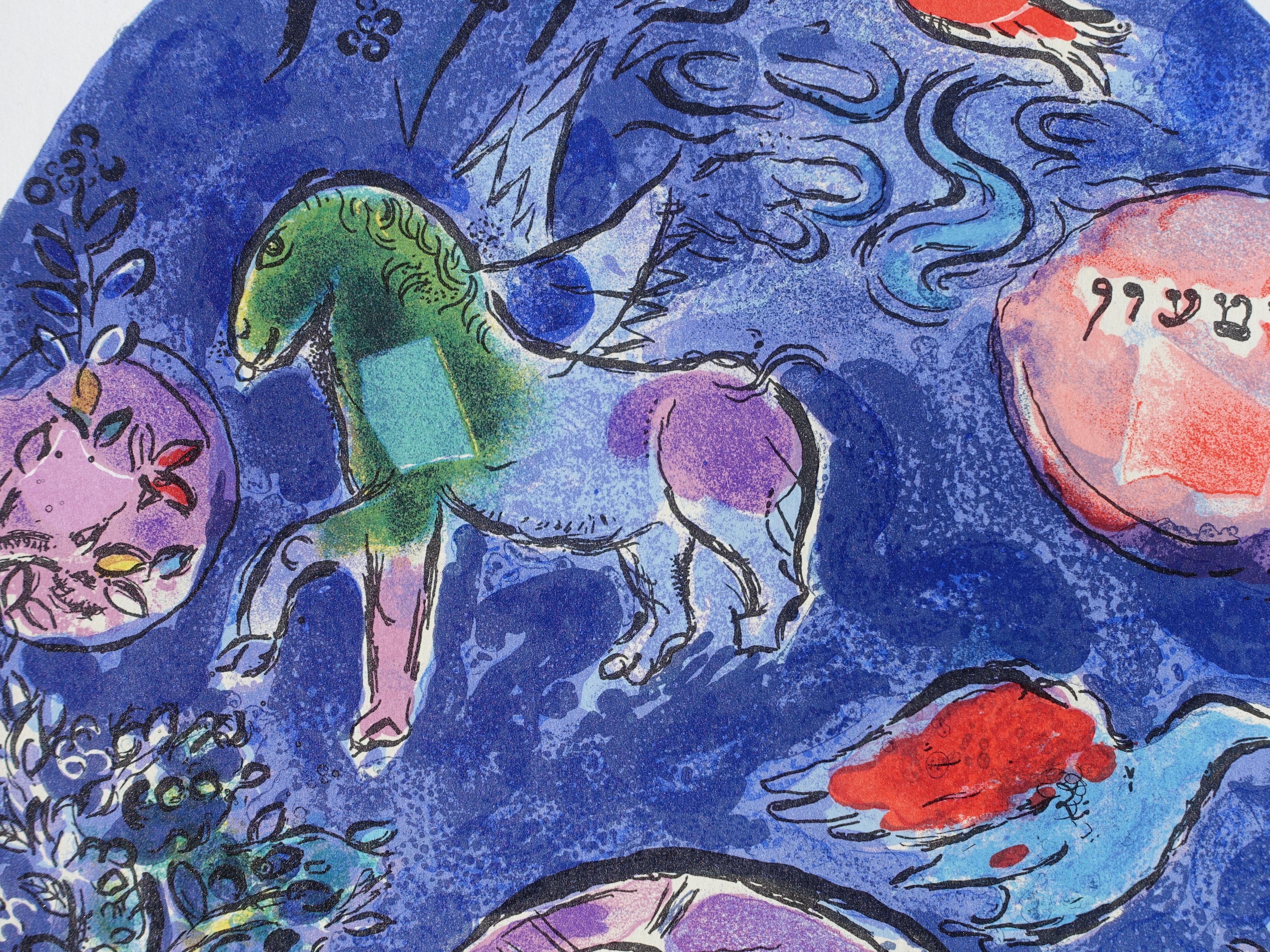 Bibbia: Simeon, Angeli e Uccelli Rossi - Litografia (Mourlot 1962) - Animal Print Viola di Marc Chagall
