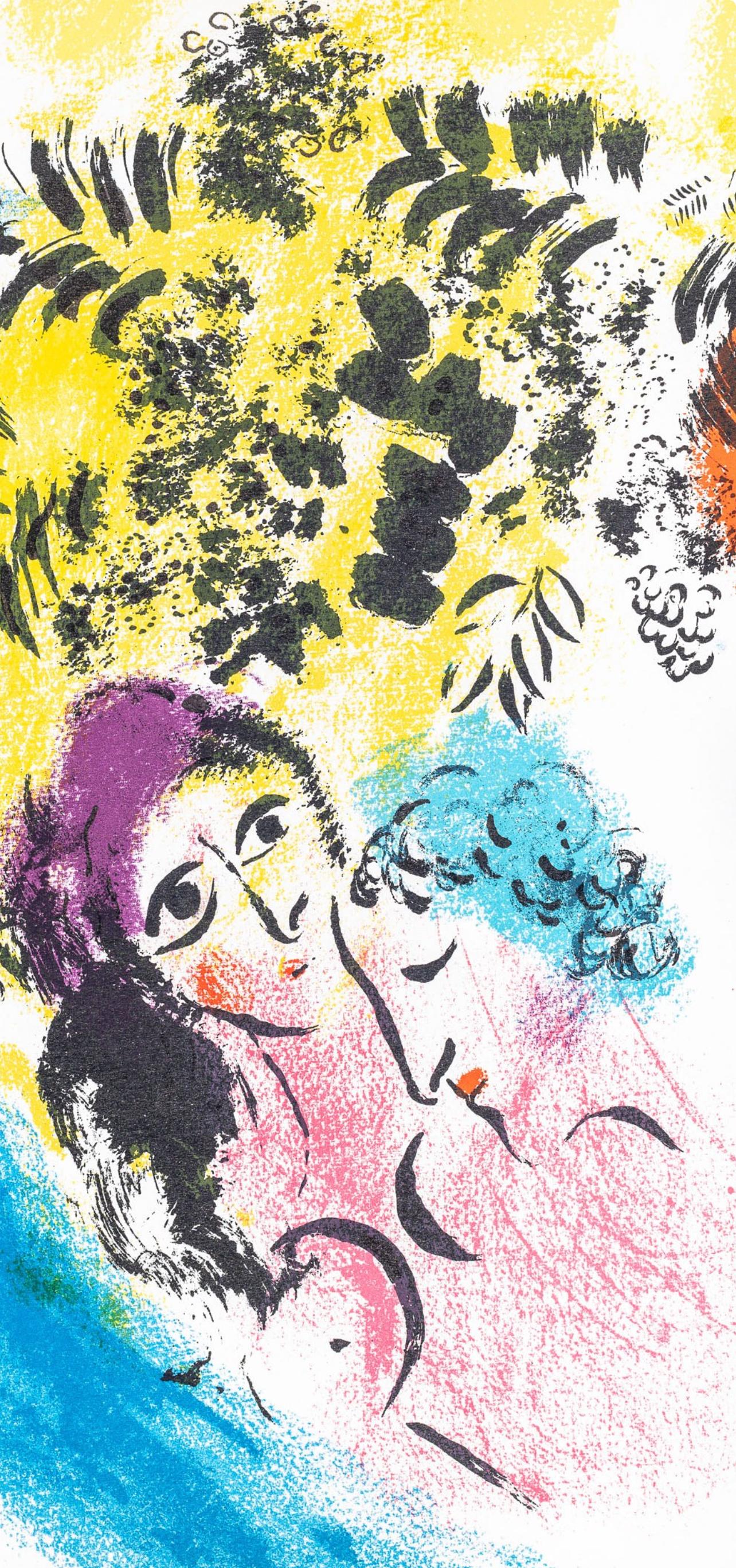 Les Amoureux au Soleil Rouge (Cramer 43; M. 285), The Lithographs of Chagall - Print by Marc Chagall