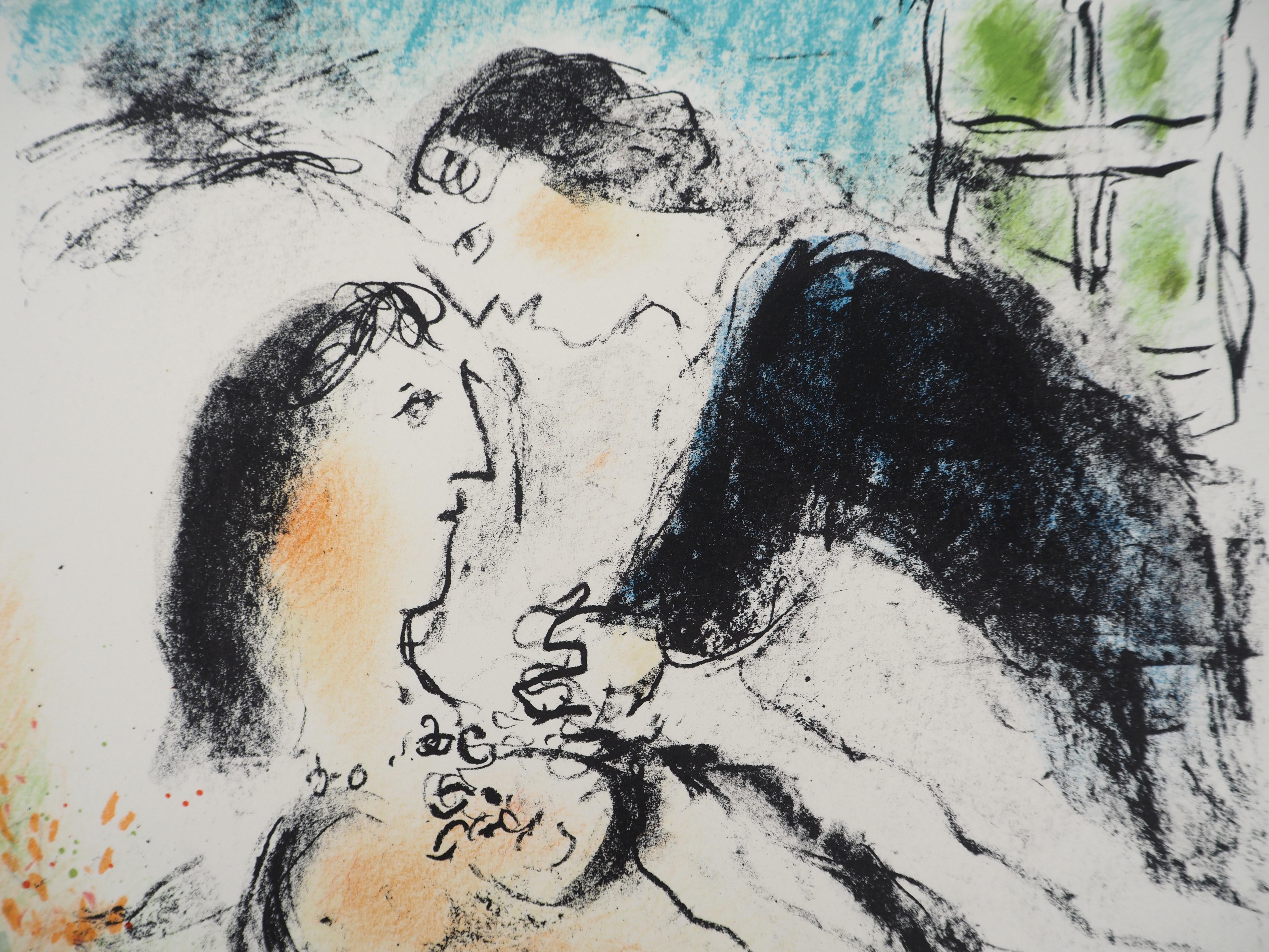 Lovers with a Bouquet of Flowers - Original lithograph HANDIGNED (Mourlot #1037) For Sale 1