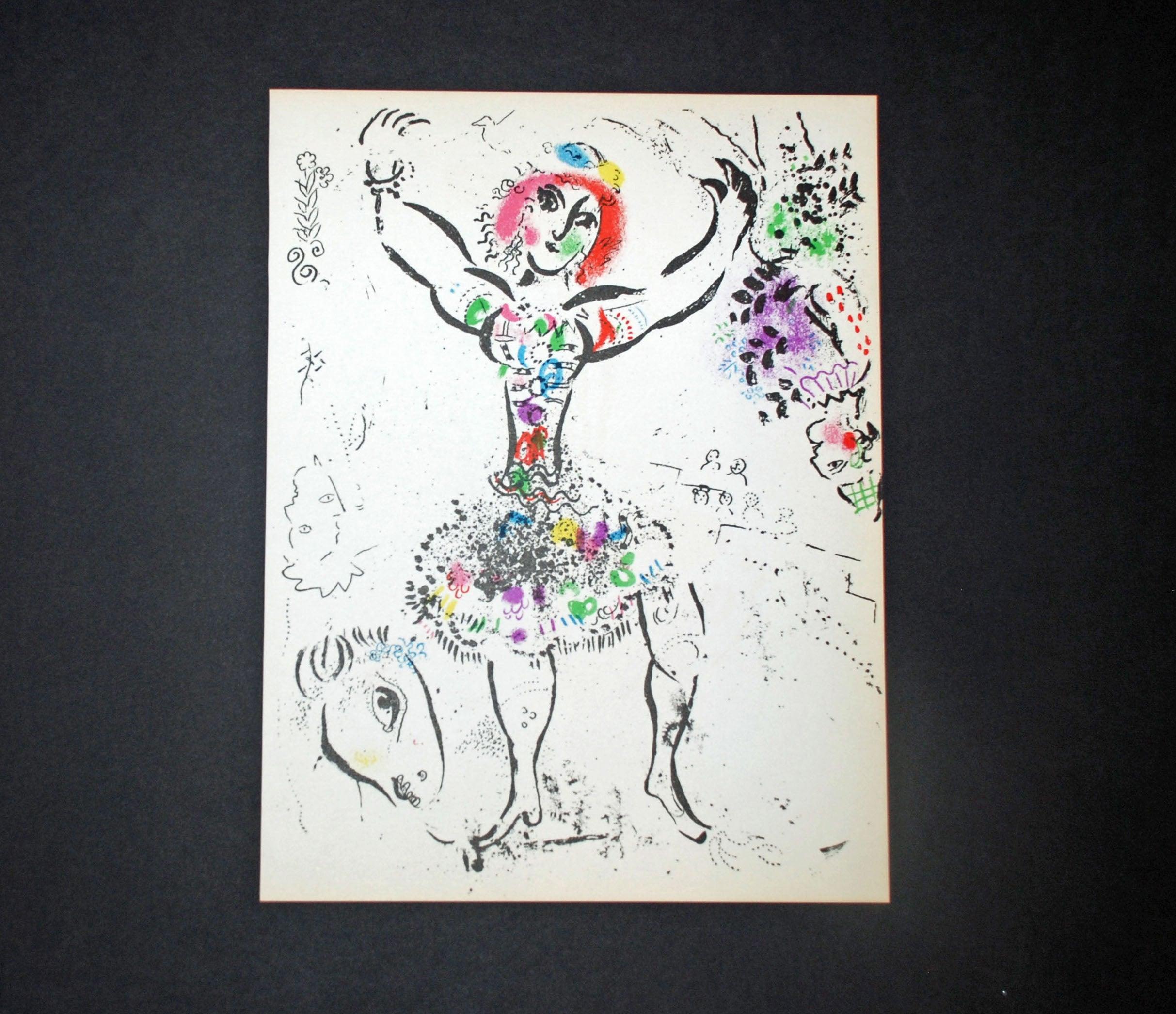 Mujer malabarista, de la Litografía I de Mourlot de 1960 - Print Moderno de Marc Chagall
